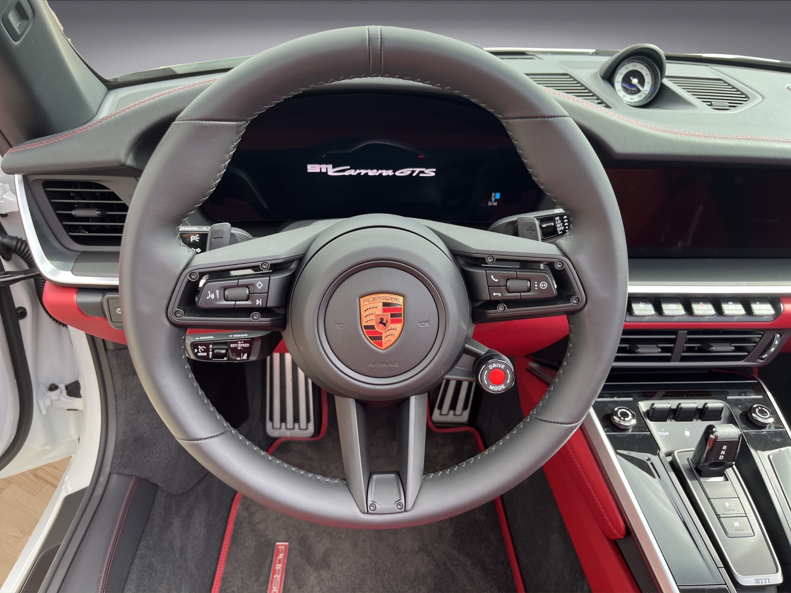 PORSCHE 911 (992.2) Cabriolet 3.6 Carrera GTS PDK-image-14