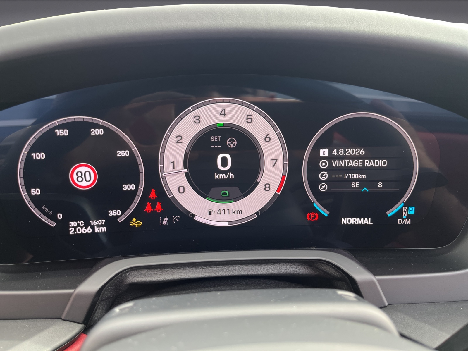 PORSCHE 911 (992.2) Cabriolet 3.6 Carrera GTS PDK-image-13