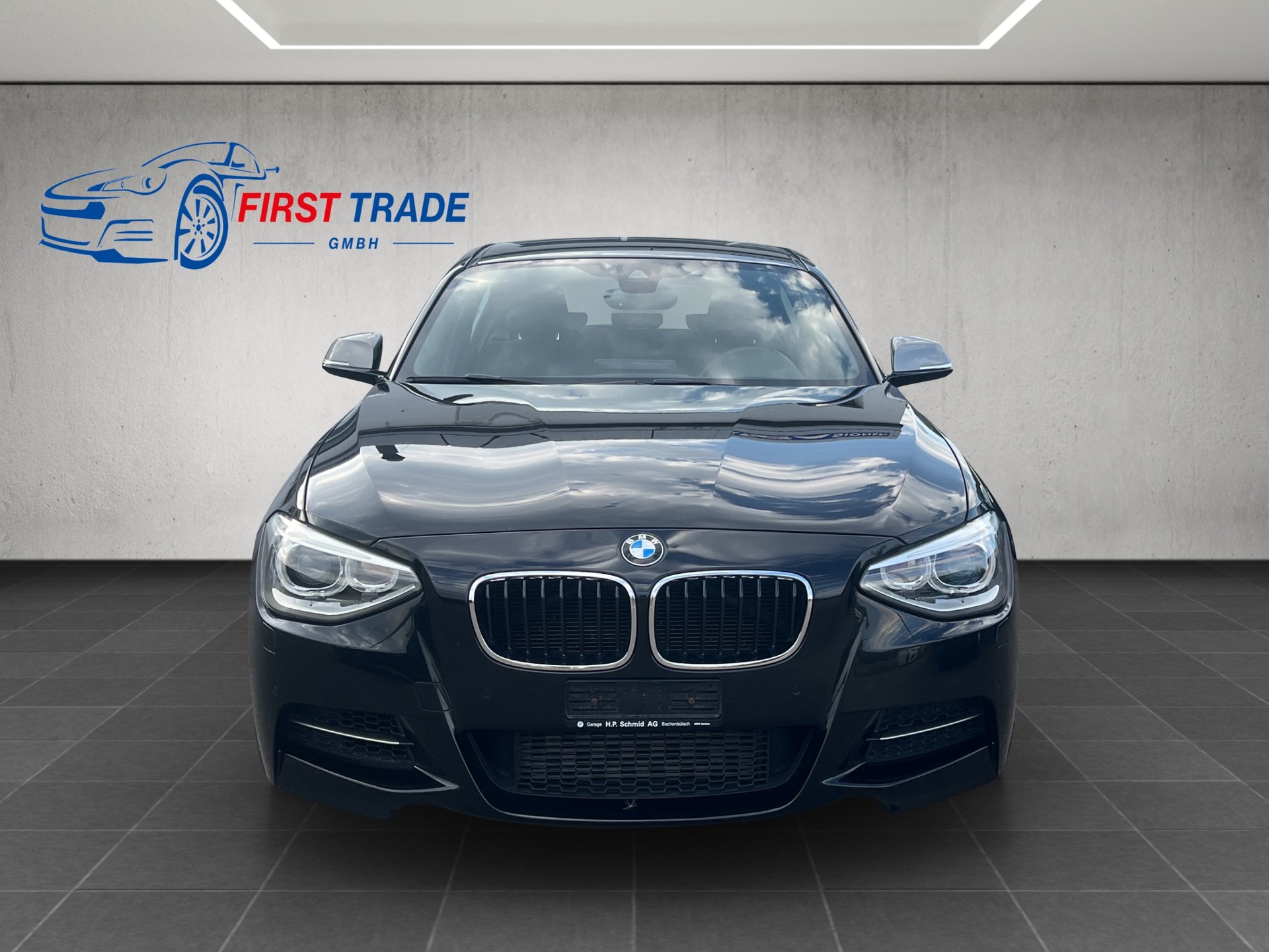BMW M135i xDrive Steptronic-image-1