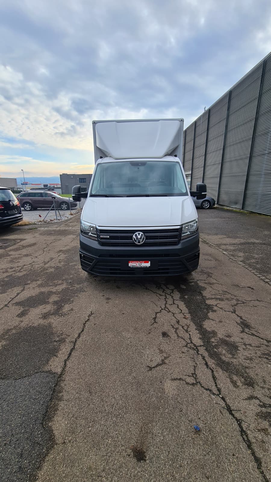 VW Crafter 35 2.0 TDI Entry L4 4Motion ** 3-Plätzer ** RF-Kamera ** Klimaanlage ** Mit Hebebühne ** Ab MFK ** Nutz-600kg **-image-1