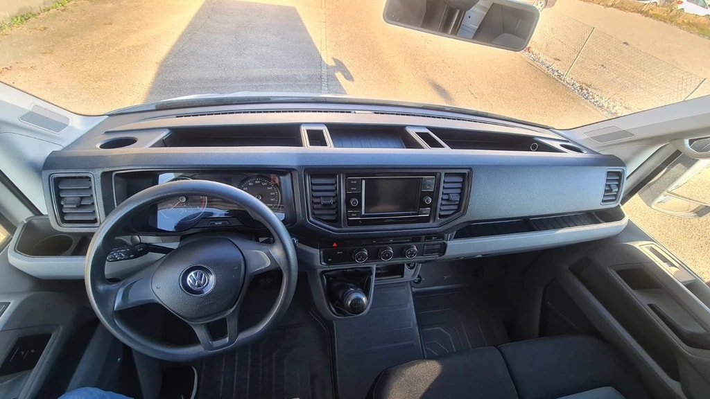VW Crafter 35 2.0 TDI Entry L4 4Motion ** 3-Plätzer ** RF-Kamera ** Klimaanlage ** Mit Hebebühne ** Ab MFK ** Nutz-600kg **-image-10