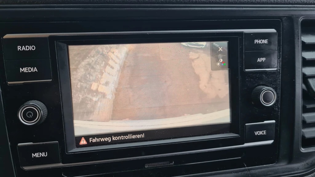 VW Crafter 35 2.0 TDI Entry L4 4Motion ** 3-Plätzer ** RF-Kamera ** Klimaanlage ** Mit Hebebühne ** Ab MFK ** Nutz-600kg **-image-9