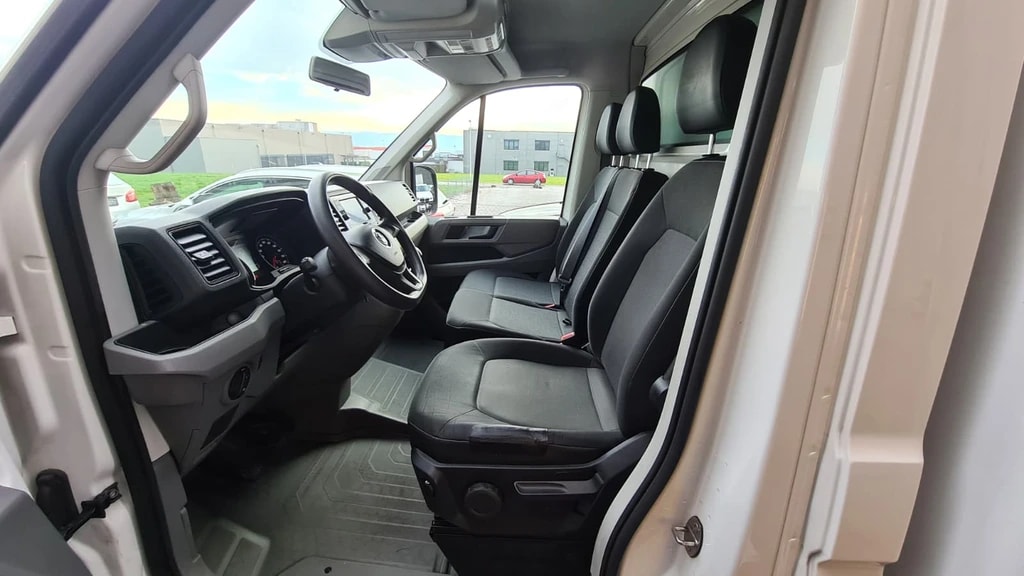 VW Crafter 35 2.0 TDI Entry L4 4Motion ** 3-Plätzer ** RF-Kamera ** Klimaanlage ** Mit Hebebühne ** Ab MFK ** Nutz-600kg **-image-11