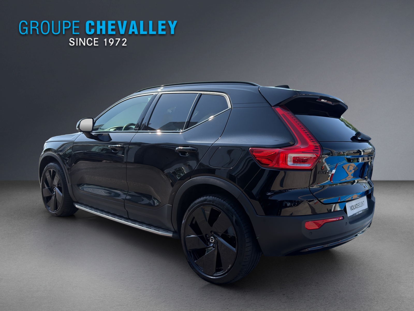 VOLVO EX40 82kWh Twin Motor Performance AWD Ultra-image-3