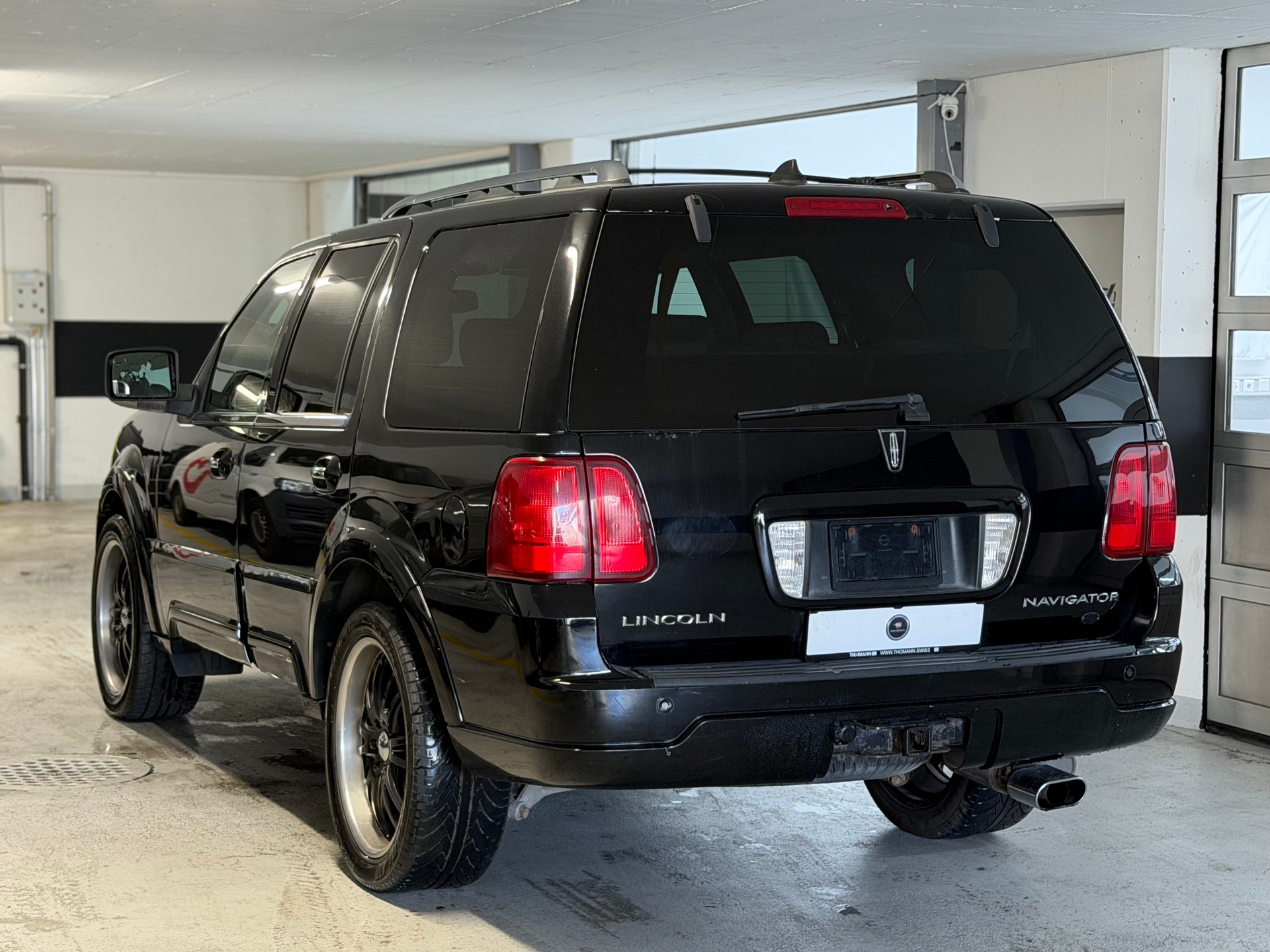 LINCOLN Navigator-image-13
