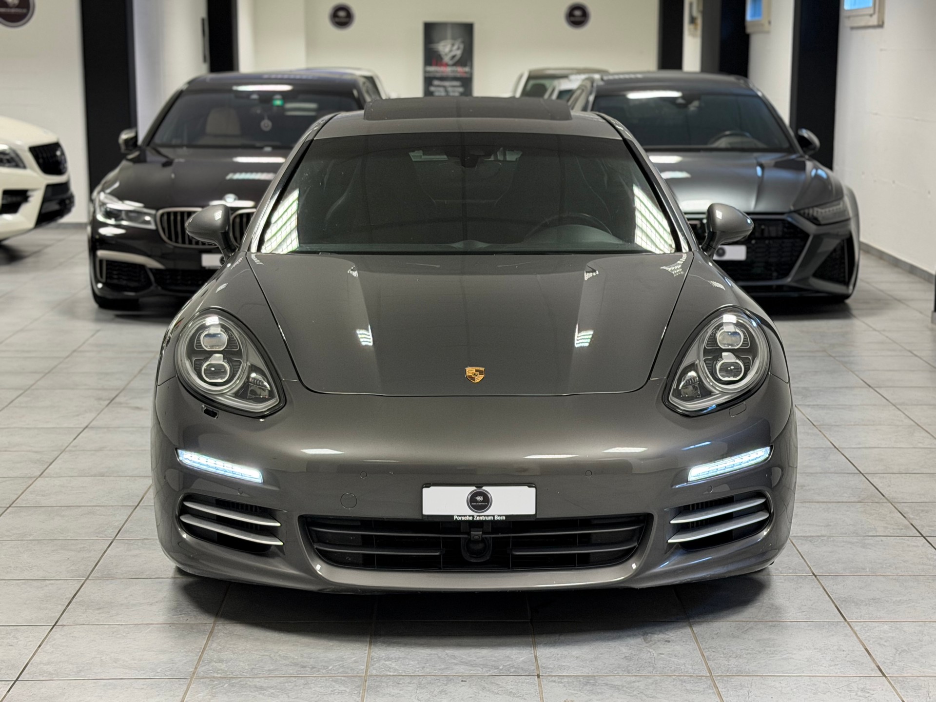 PORSCHE Panamera 4S 3.0 PDK-image-2