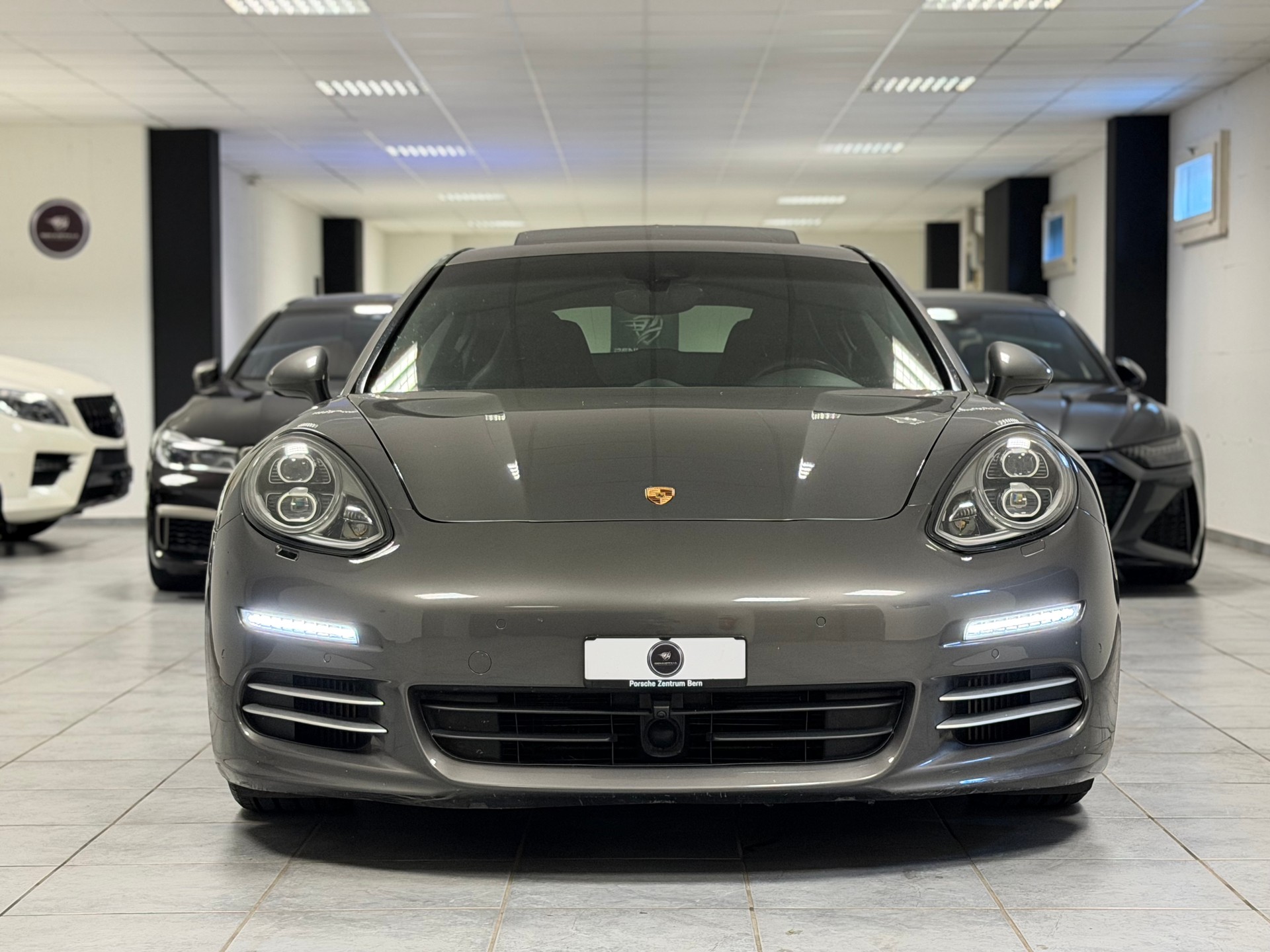 PORSCHE Panamera 4S 3.0 PDK-image-3