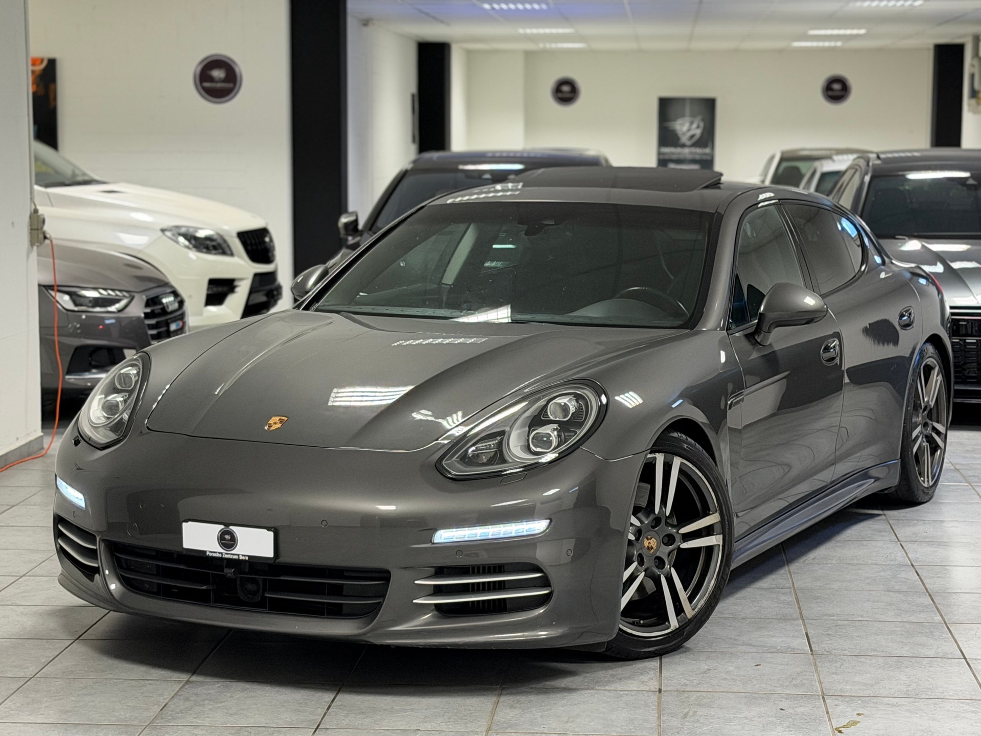 PORSCHE Panamera 4S 3.0 PDK-image-0