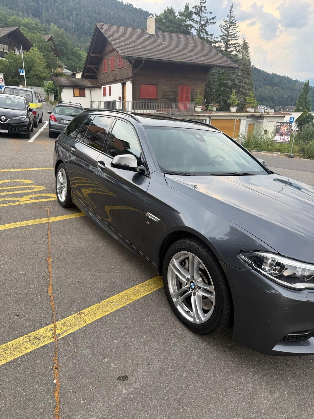 BMW M550d Touring xDrive Steptronic-image-2
