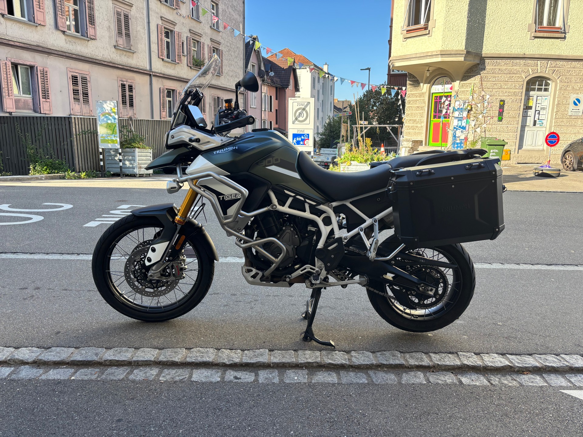 TRIUMPH Tiger 900 Rally Pro-showroom-element-2