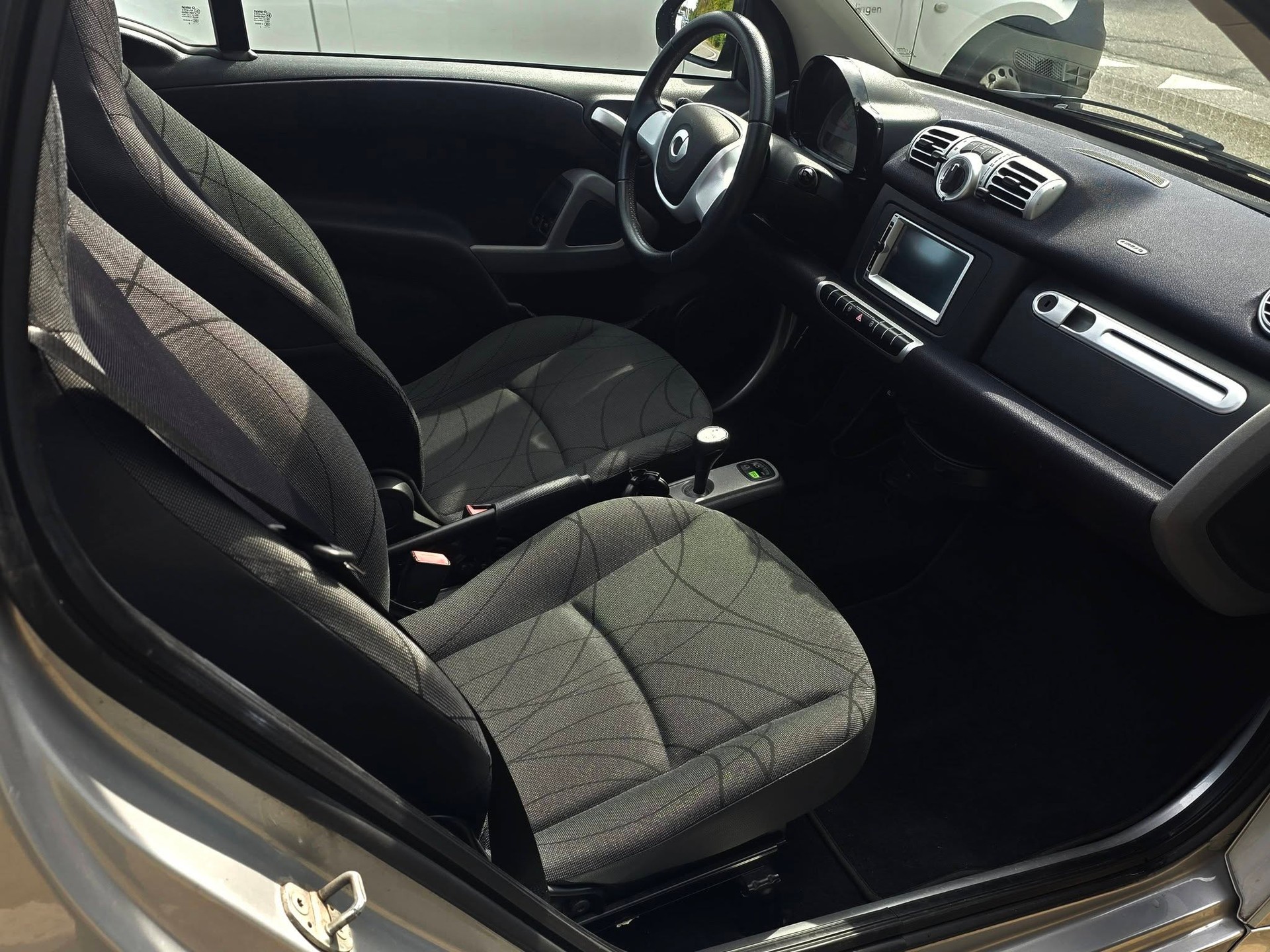 SMART fortwo pure mhd softip-image-9