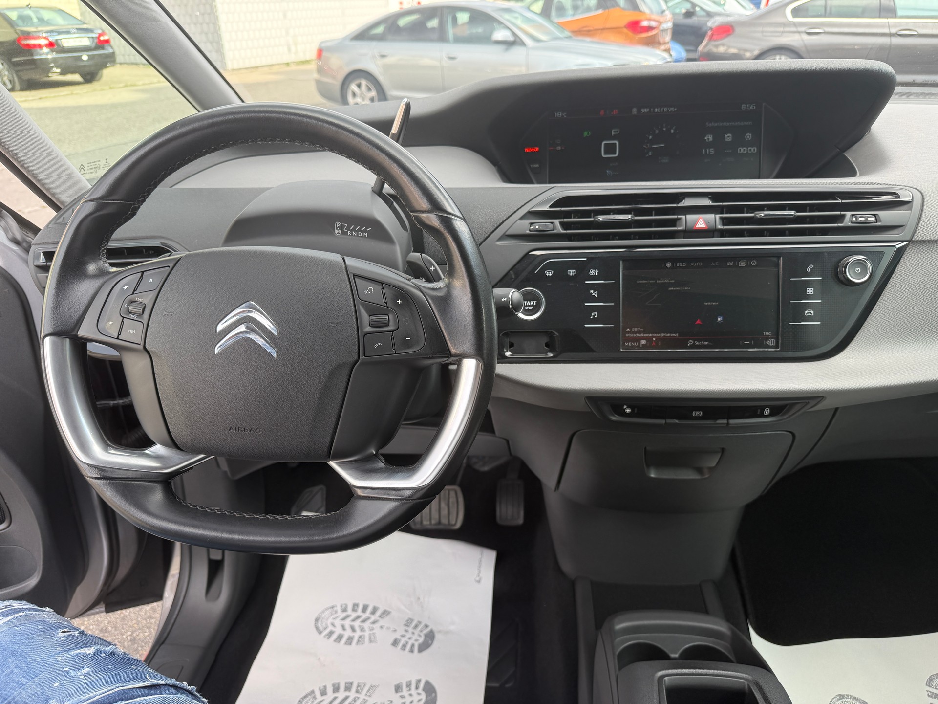 CITROEN Grand C4 Picasso 1.2 Pure Tech Feel Edition EAT6-image-9