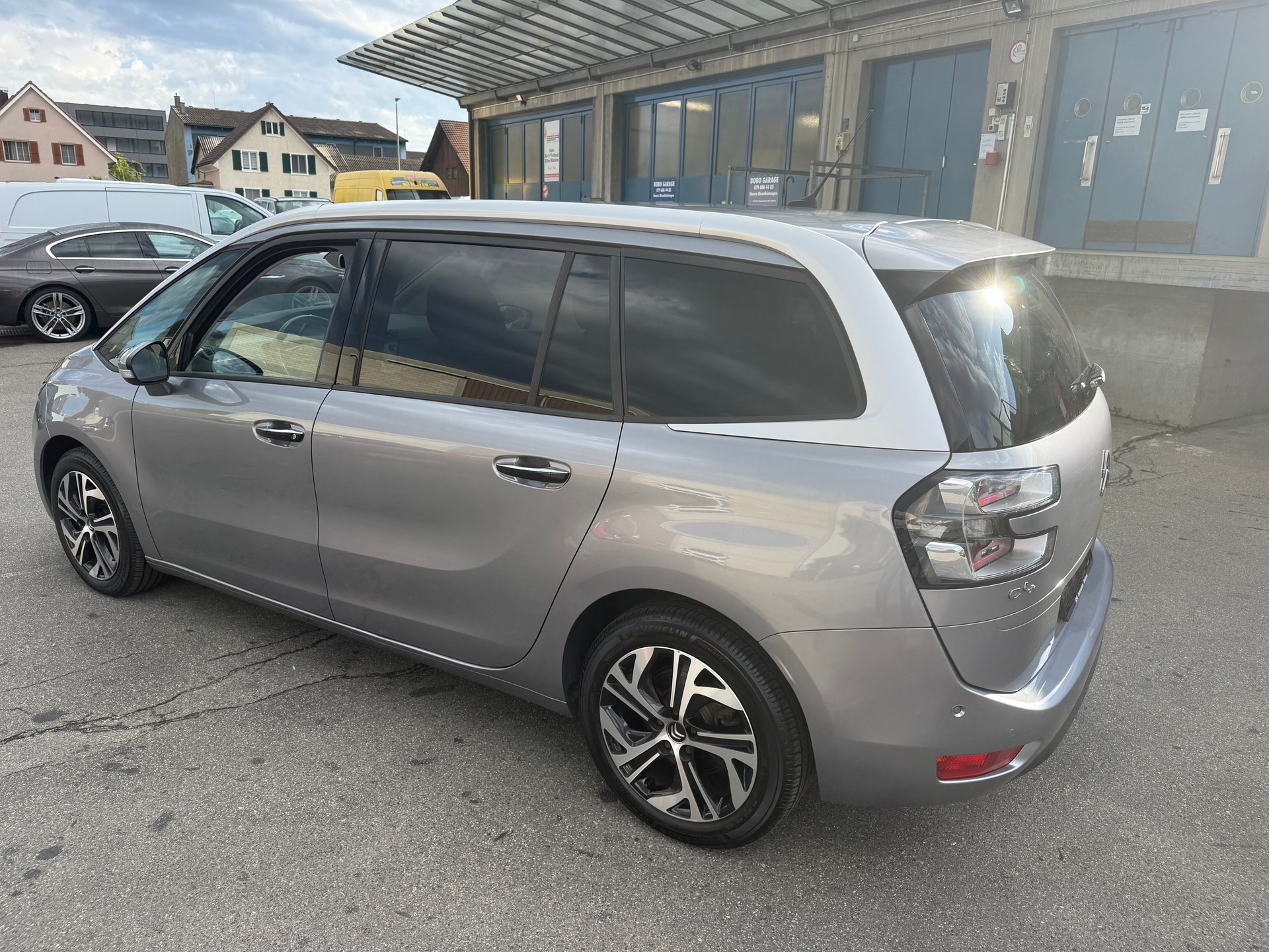 CITROEN Grand C4 Picasso 1.2 Pure Tech Feel Edition EAT6-image-3