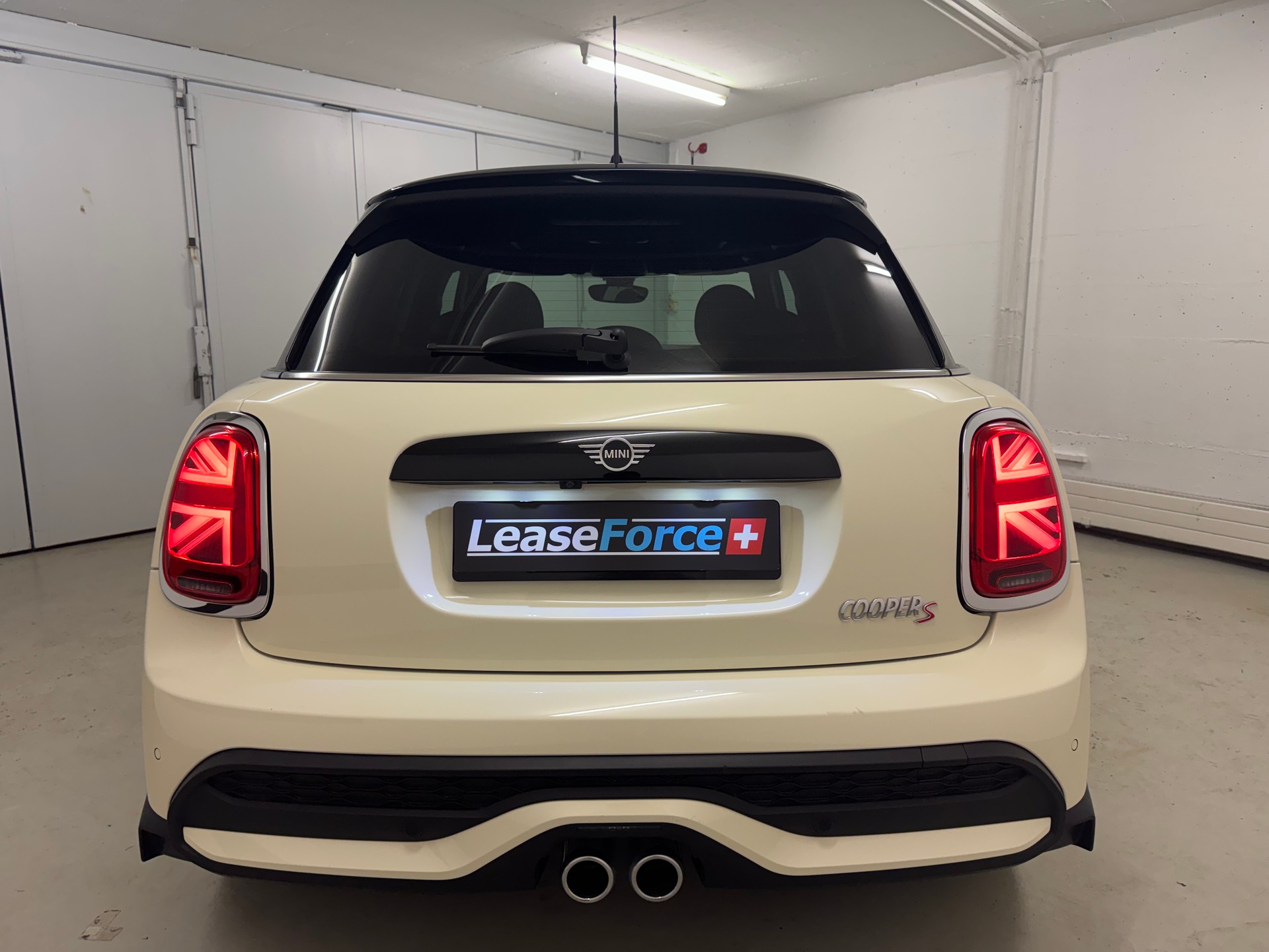 MINI Cooper S Steptronic DKG-image-3