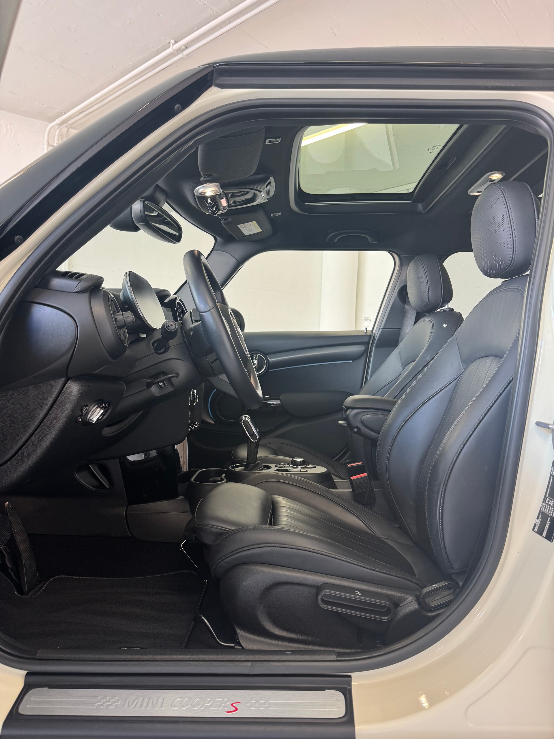 MINI Cooper S Steptronic DKG-image-4