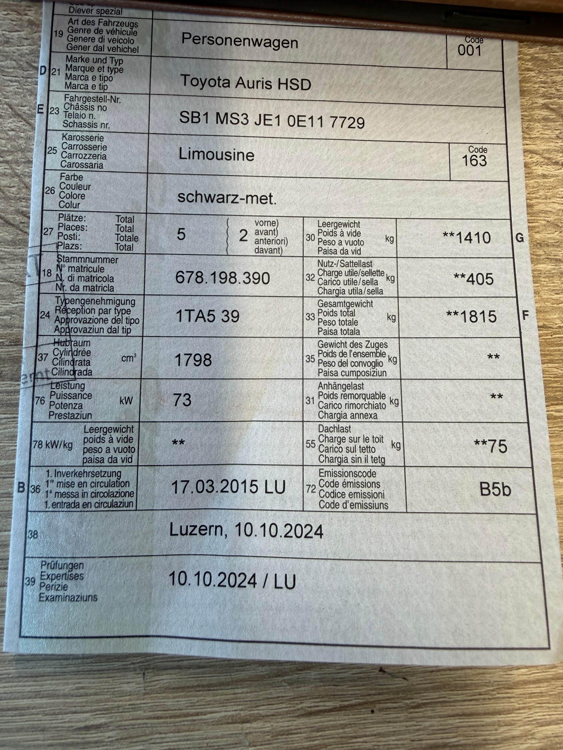 TOYOTA Auris 1.8 16V HSD Linea Luna-image-10