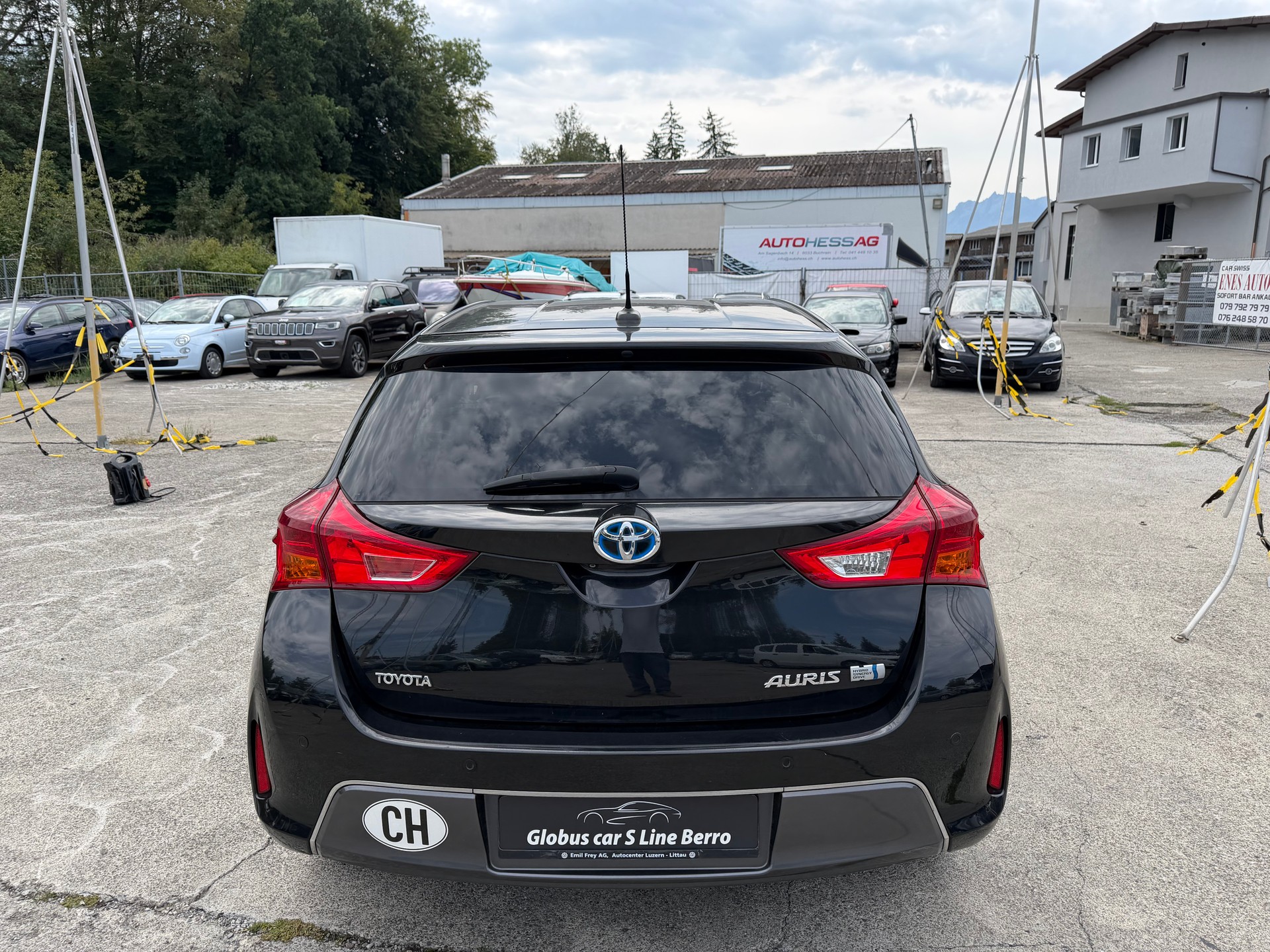TOYOTA Auris 1.8 16V HSD Linea Luna-image-4