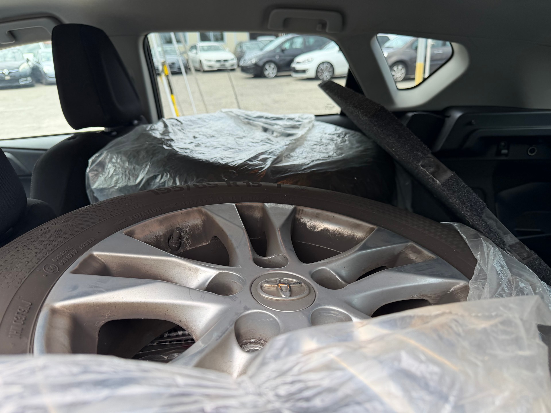 TOYOTA Auris 1.8 16V HSD Linea Luna-image-8