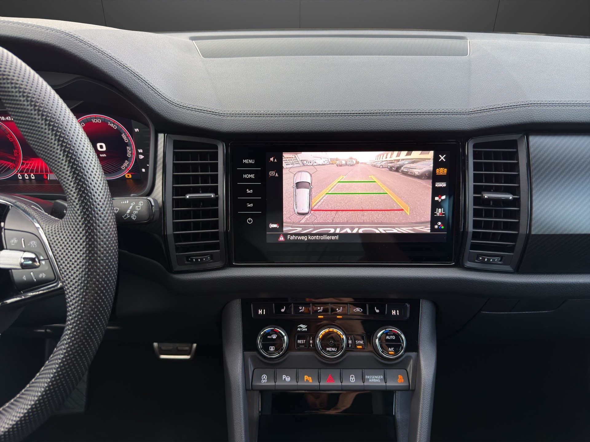 SKODA Kodiaq 2.0 TDI CR SportLine 4x4 DSG-image-17