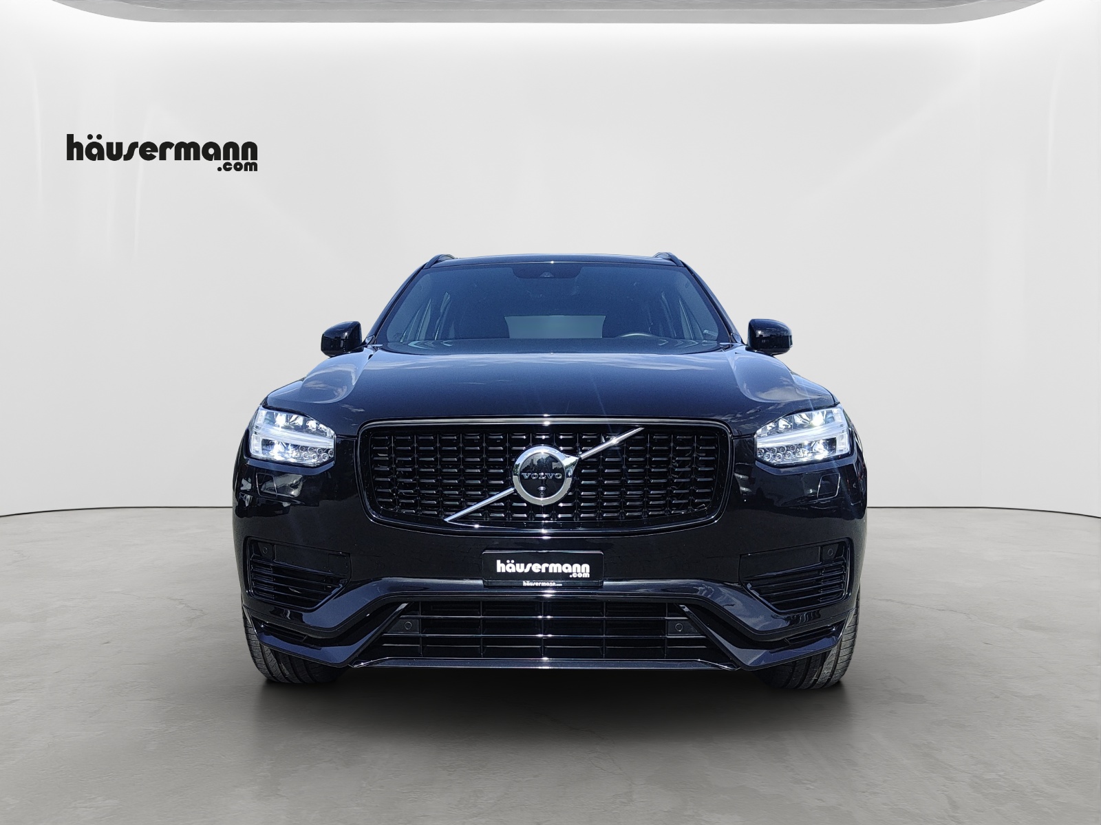 VOLVO XC90 2.0 T8 TE R-Design 7P. eAWD-showroom-element-1