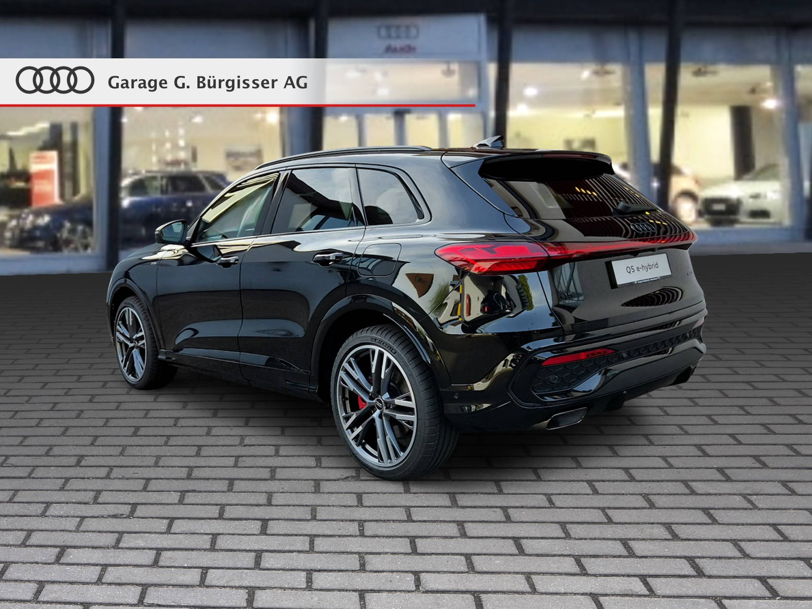 AUDI Q5 e-hybrid quattro 270 kW S-tronic Mythosschwarz Metallic-image-3