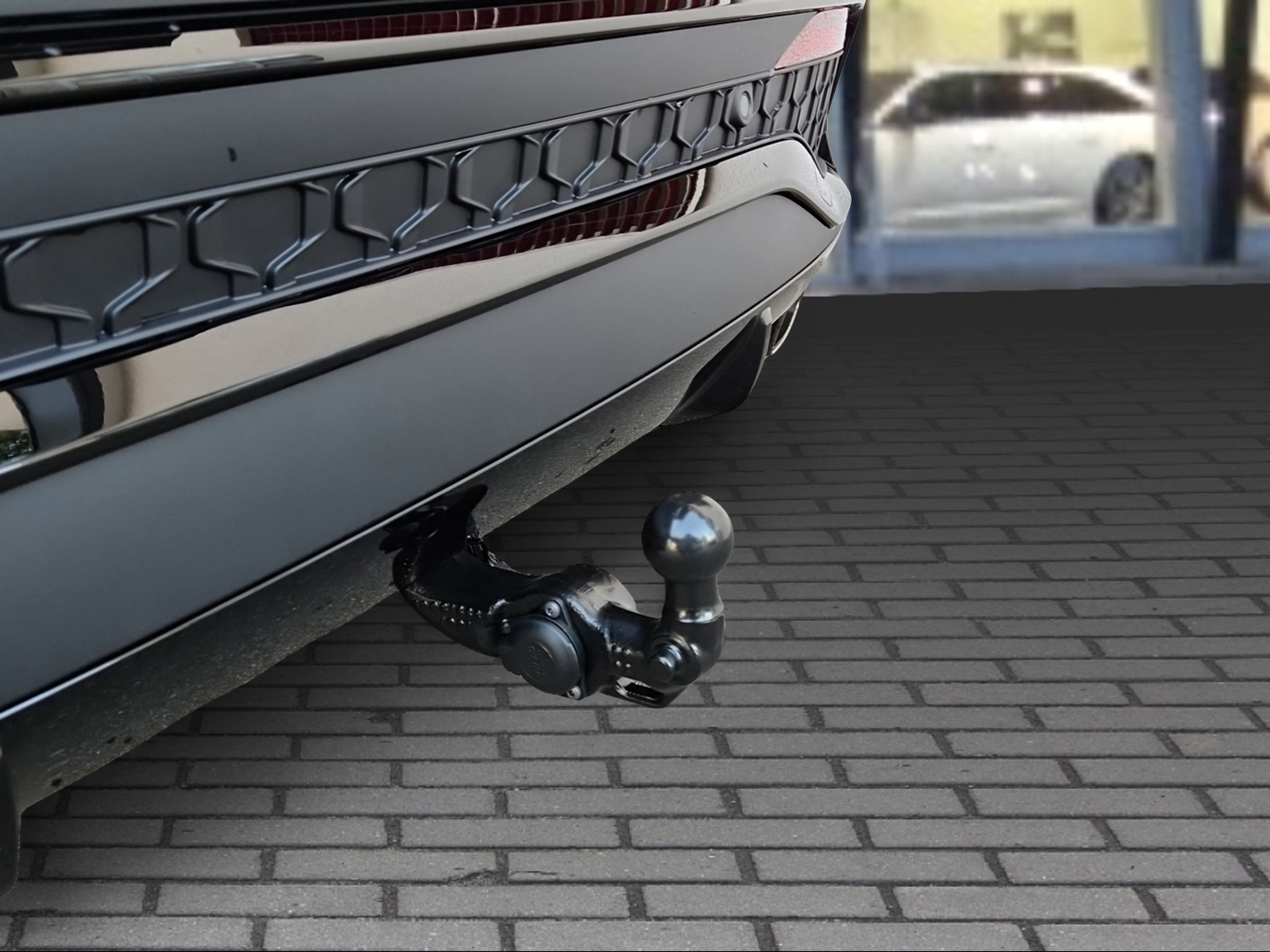 AUDI Q5 e-hybrid quattro 270 kW S-tronic Mythosschwarz Metallic-image-16