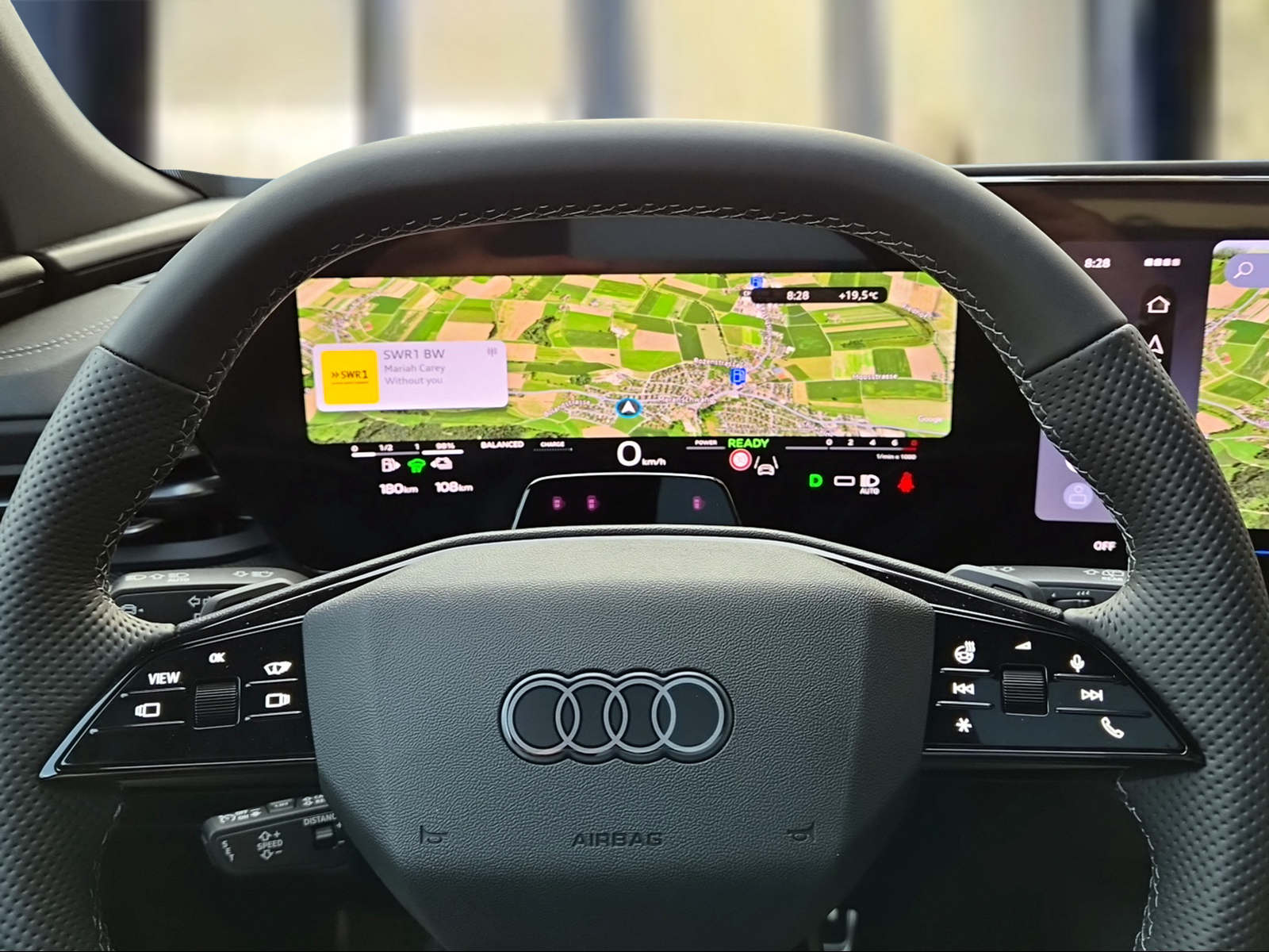 AUDI Q5 e-hybrid quattro 270 kW S-tronic Mythosschwarz Metallic-image-10