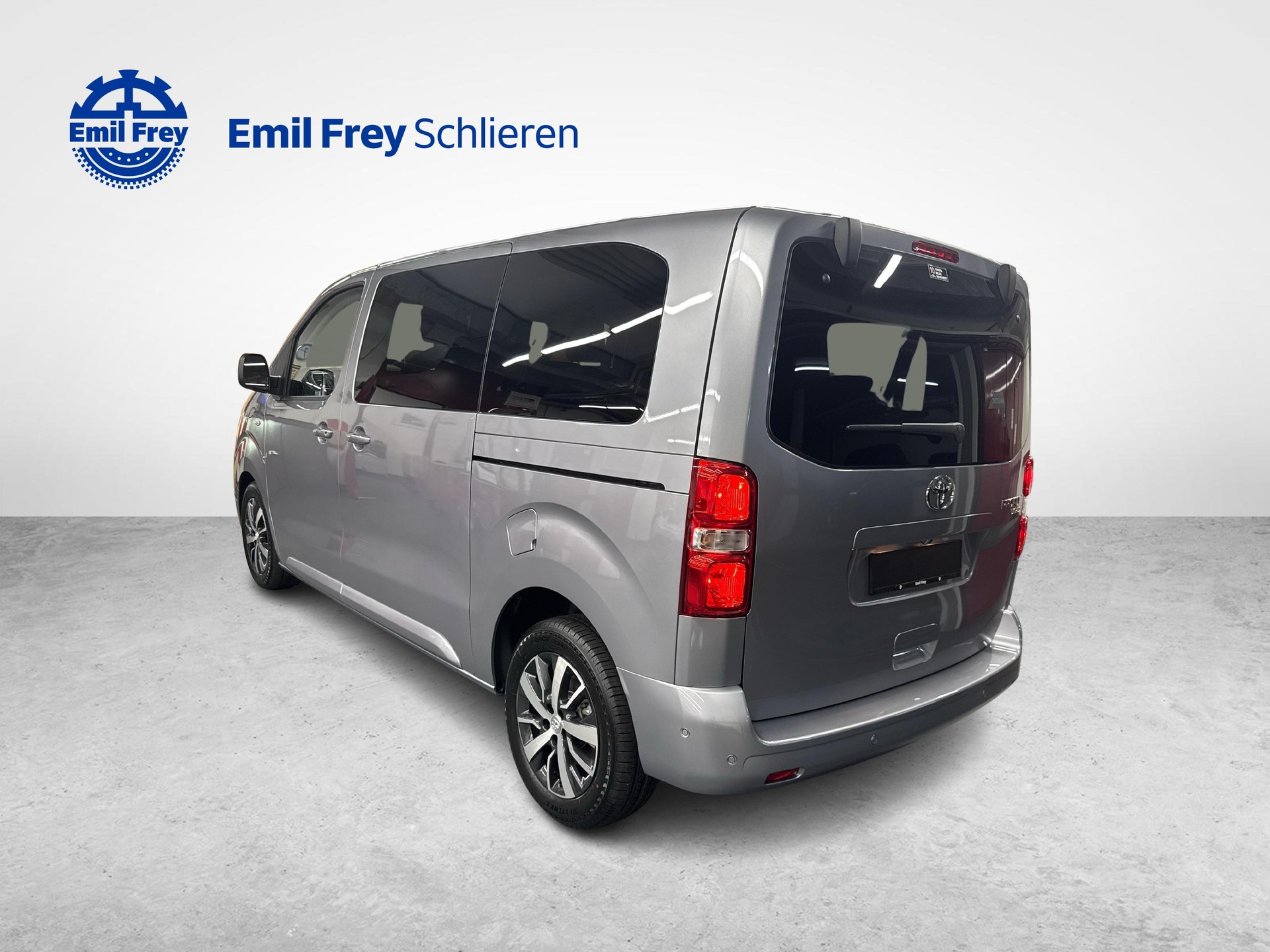 TOYOTA PROACE Verso L1 2.2 D Trend-image-2