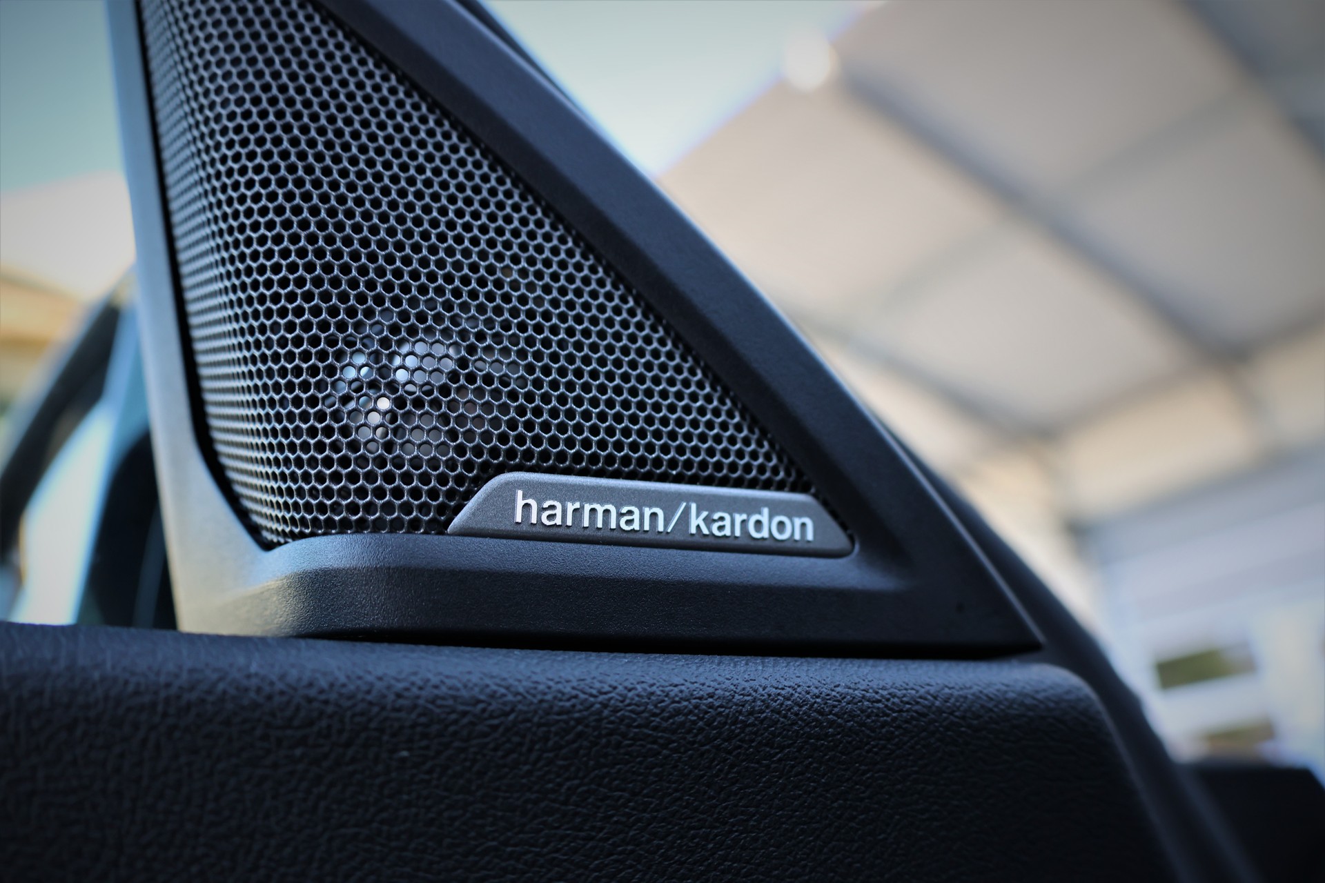 BMW M240i xDrive Steptronic *Tundernight*-image-17