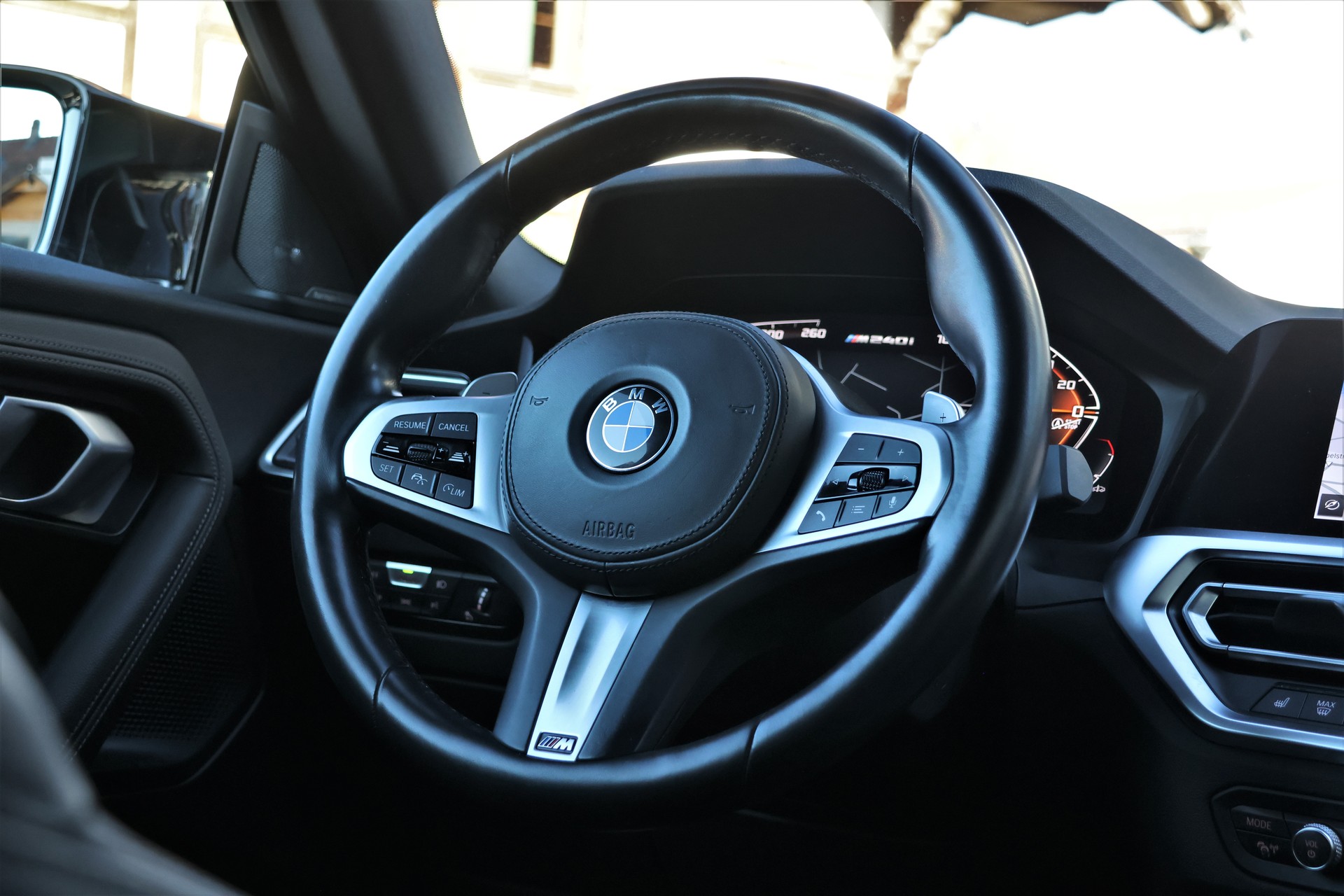 BMW M240i xDrive Steptronic *Tundernight*-image-13