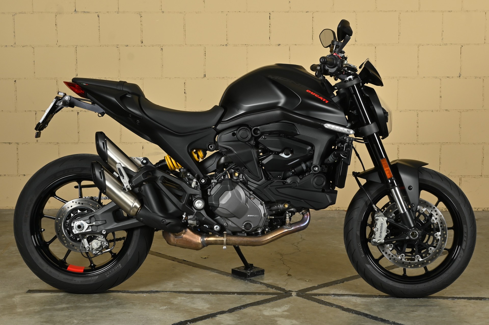 DUCATI Monster + 937 (35KW)