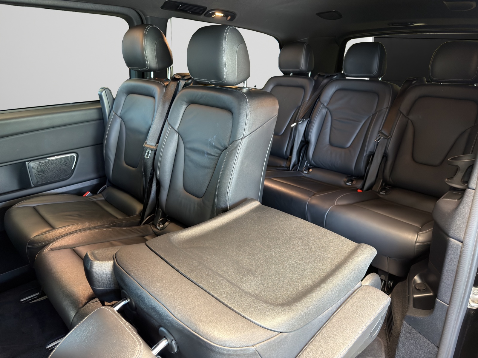 MERCEDES-BENZ V 250 d Avantgarde EL-image-9