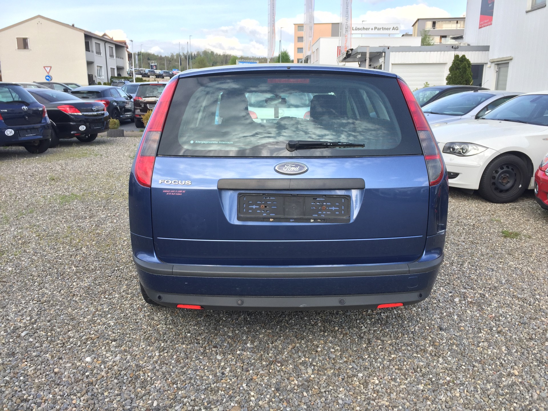 FORD Focus 1.6i Carving Automatic-image-4