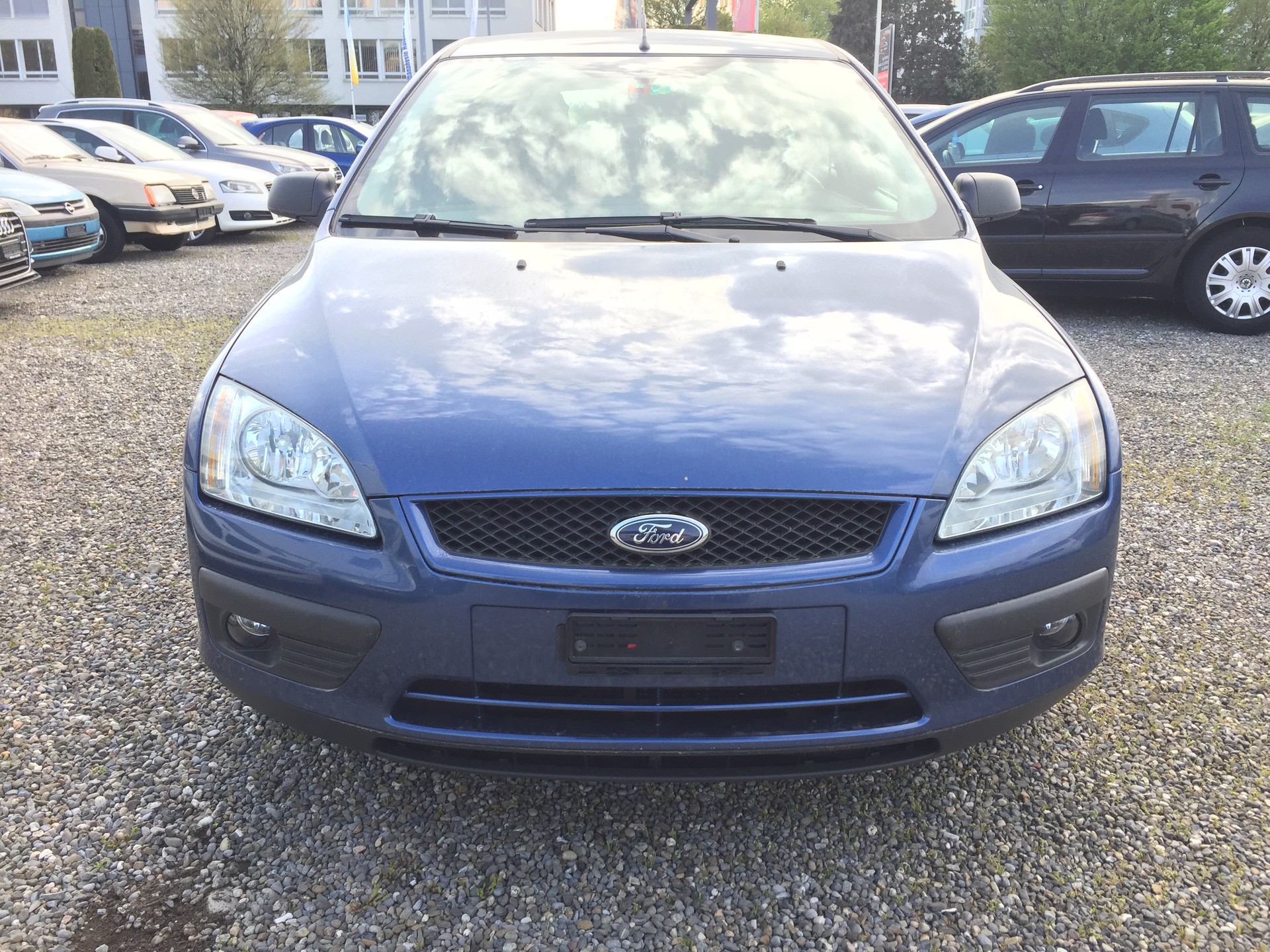 FORD Focus 1.6i Carving Automatic-image-0
