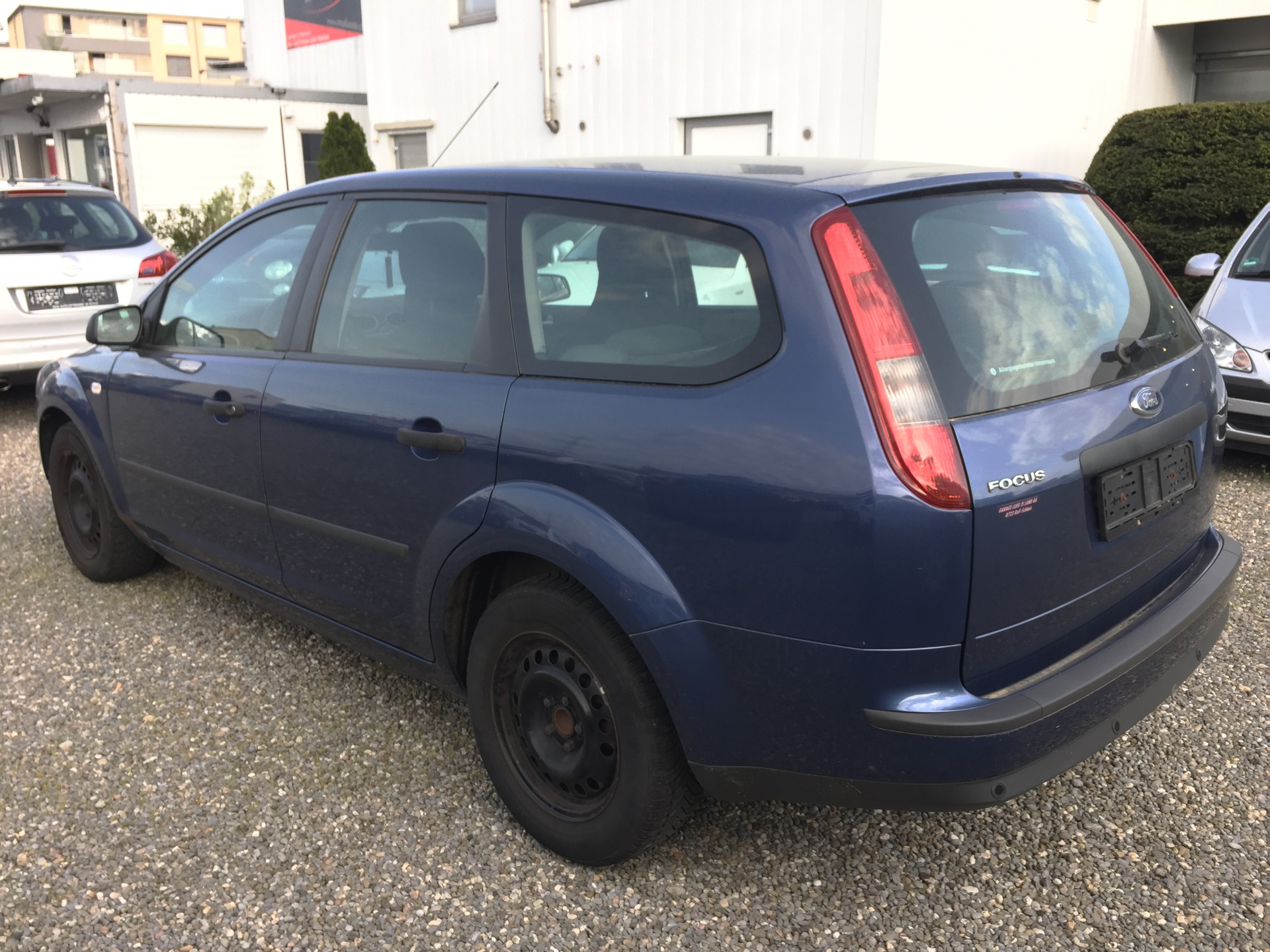 FORD Focus 1.6i Carving Automatic-image-7