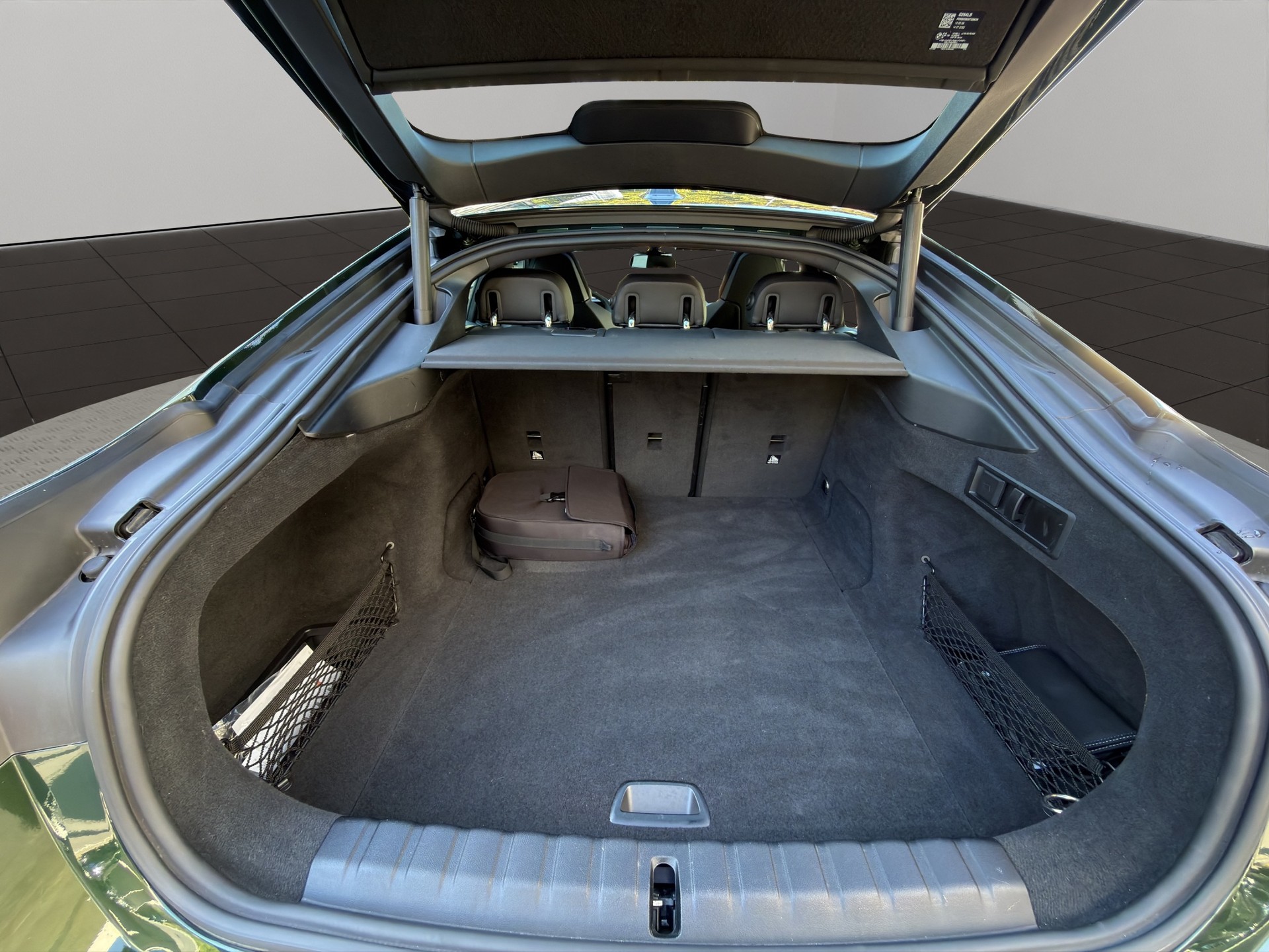BMW i4 M50 M Sport Pro-image-19