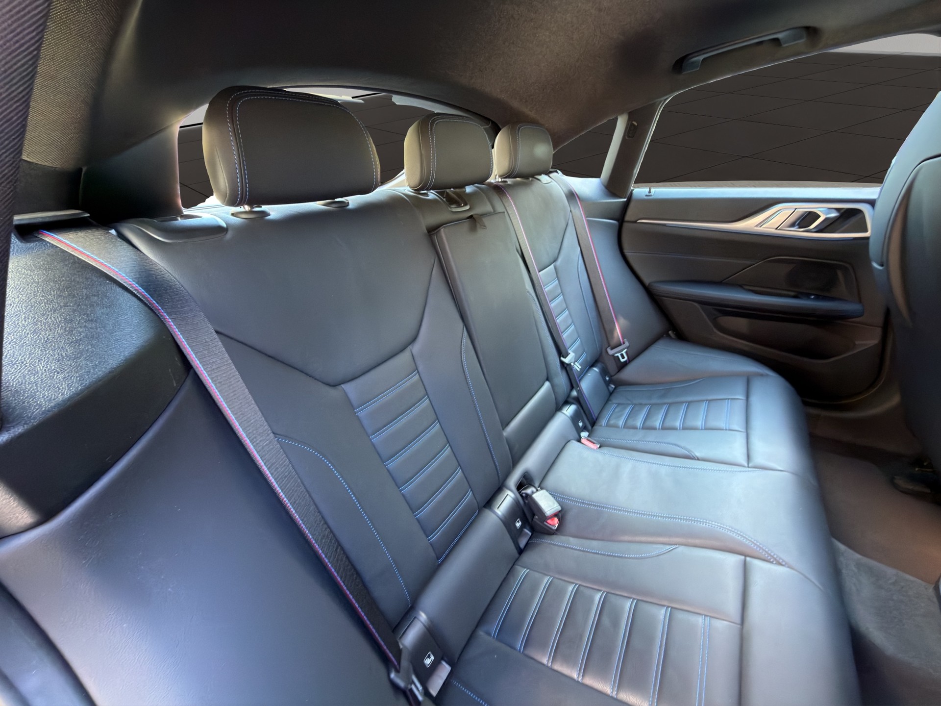 BMW i4 M50 M Sport Pro-image-21