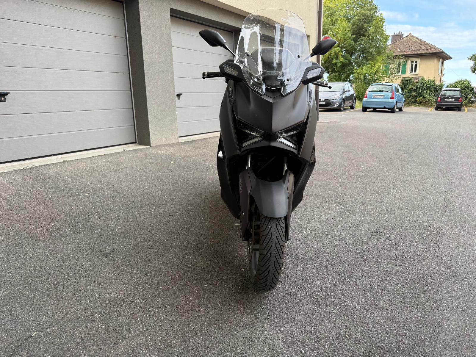 YAMAHA X-Max 300 Tech Max-image-6