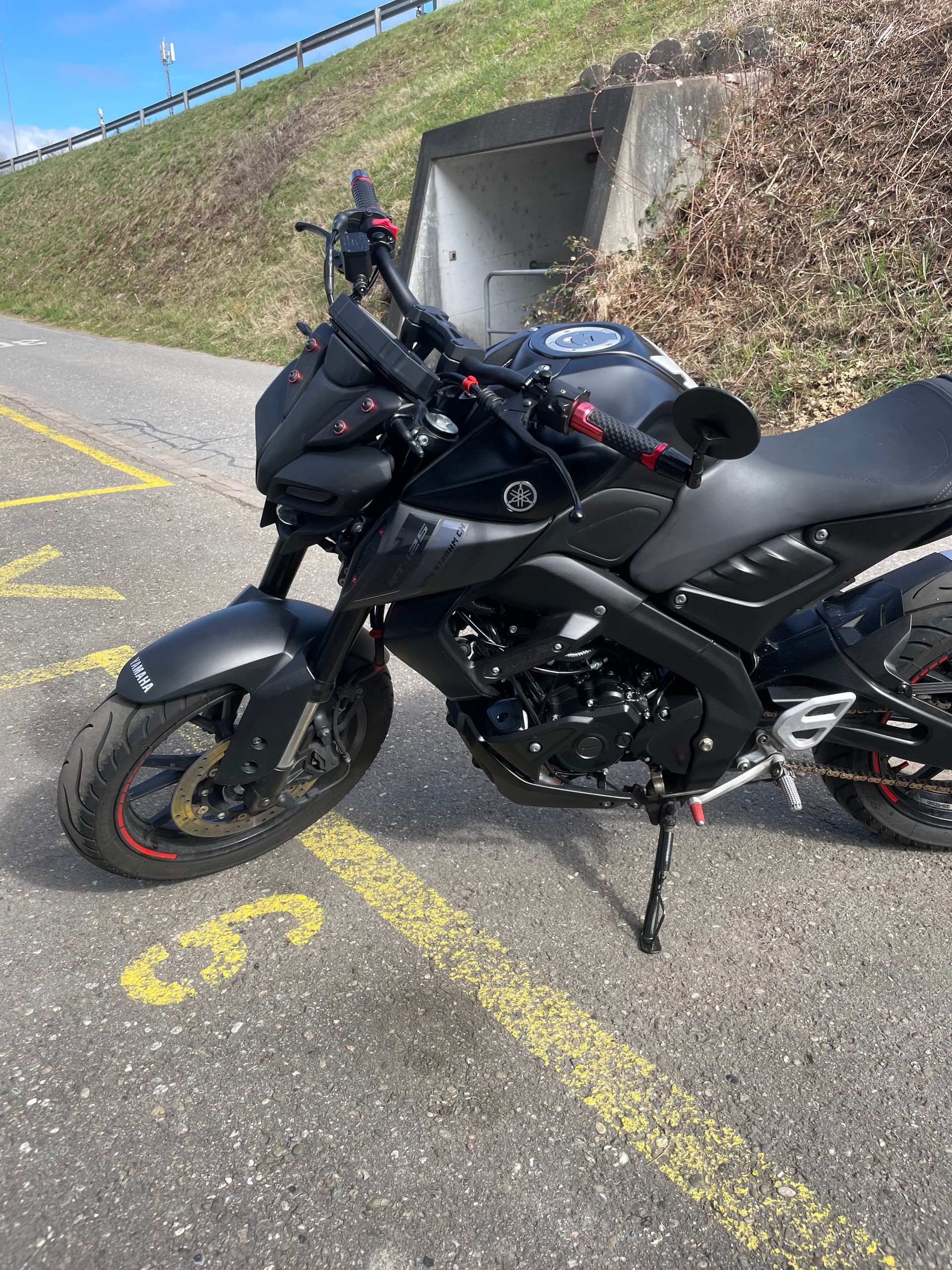 YAMAHA MT-125 ABS-image-4