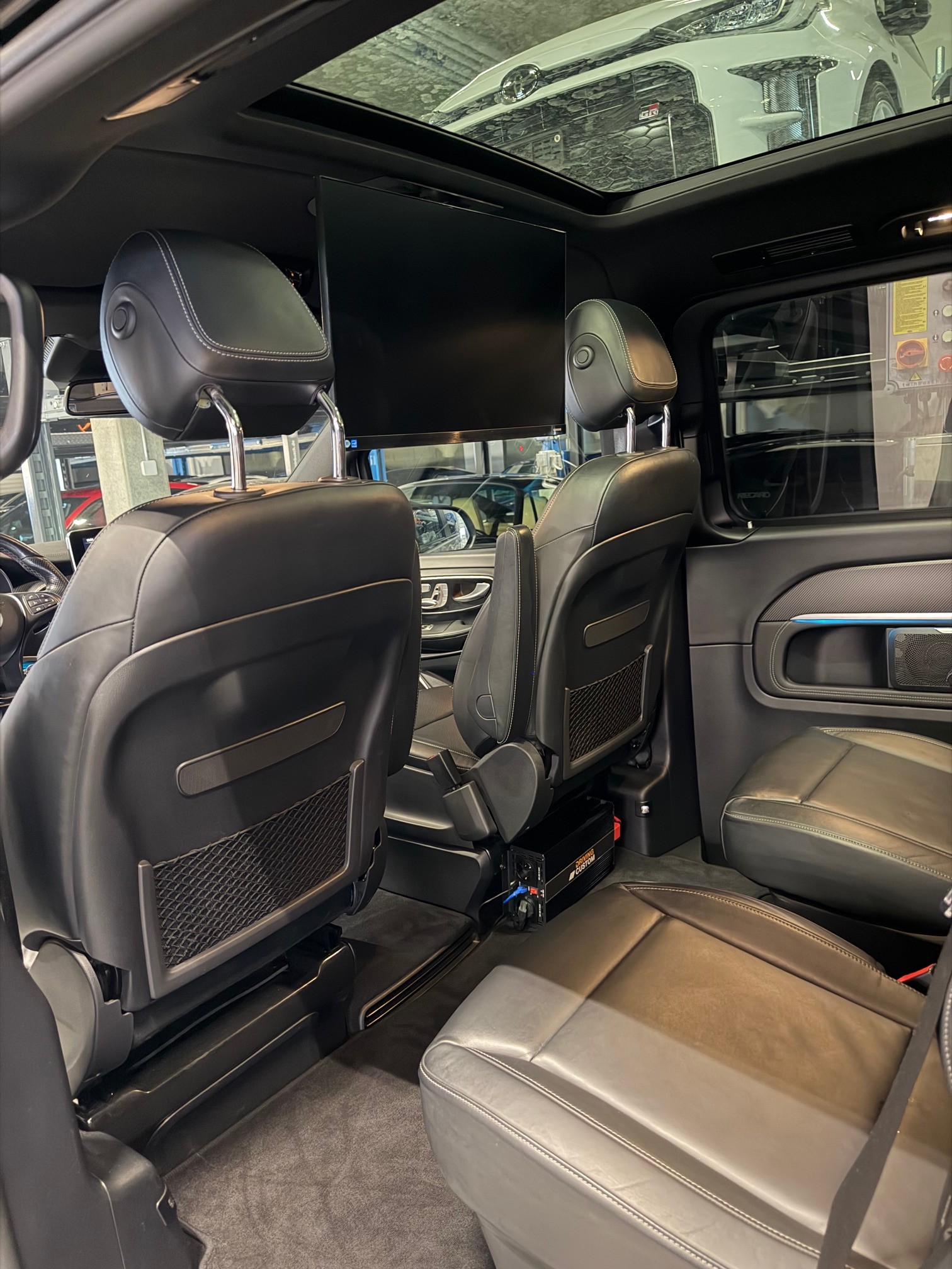 MERCEDES-BENZ V 250 d SwissEd. lang 4Matic *7 places*-image-9