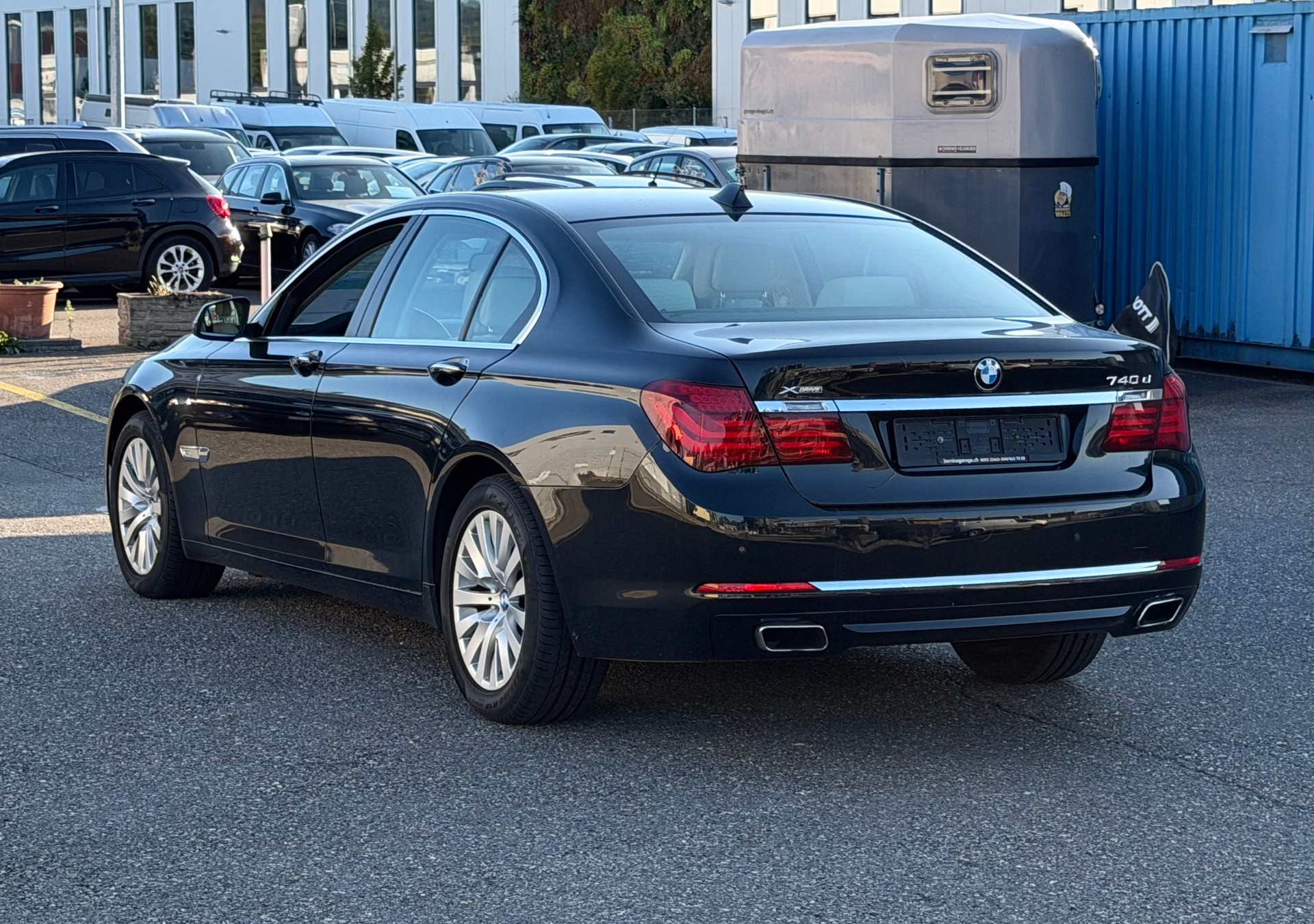 BMW 740d xDrive-image-2