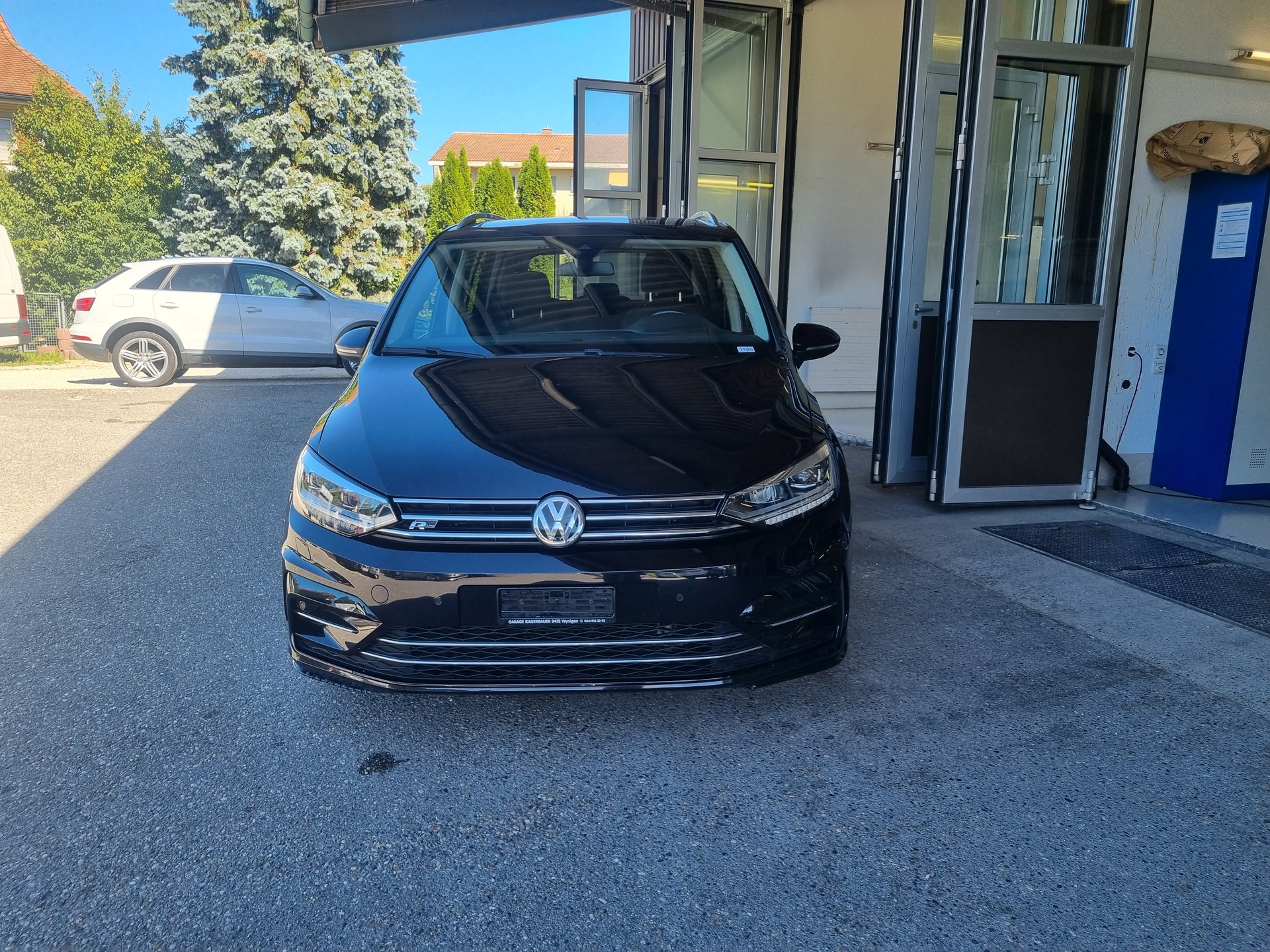 VW Touran 2.0 TDI BlueMotion Technology Highline DSG-image-0