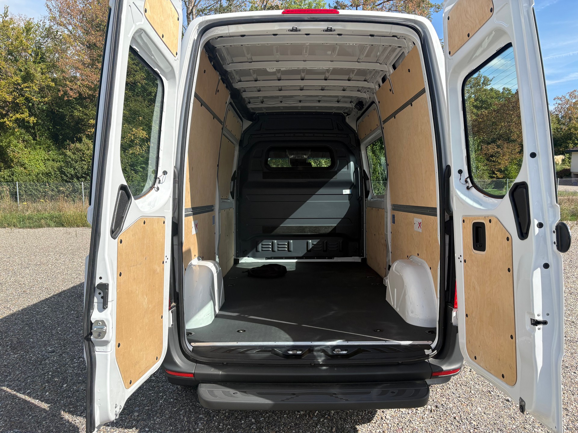MERCEDES-BENZ eSprinter 312 47kWh Standard-image-7