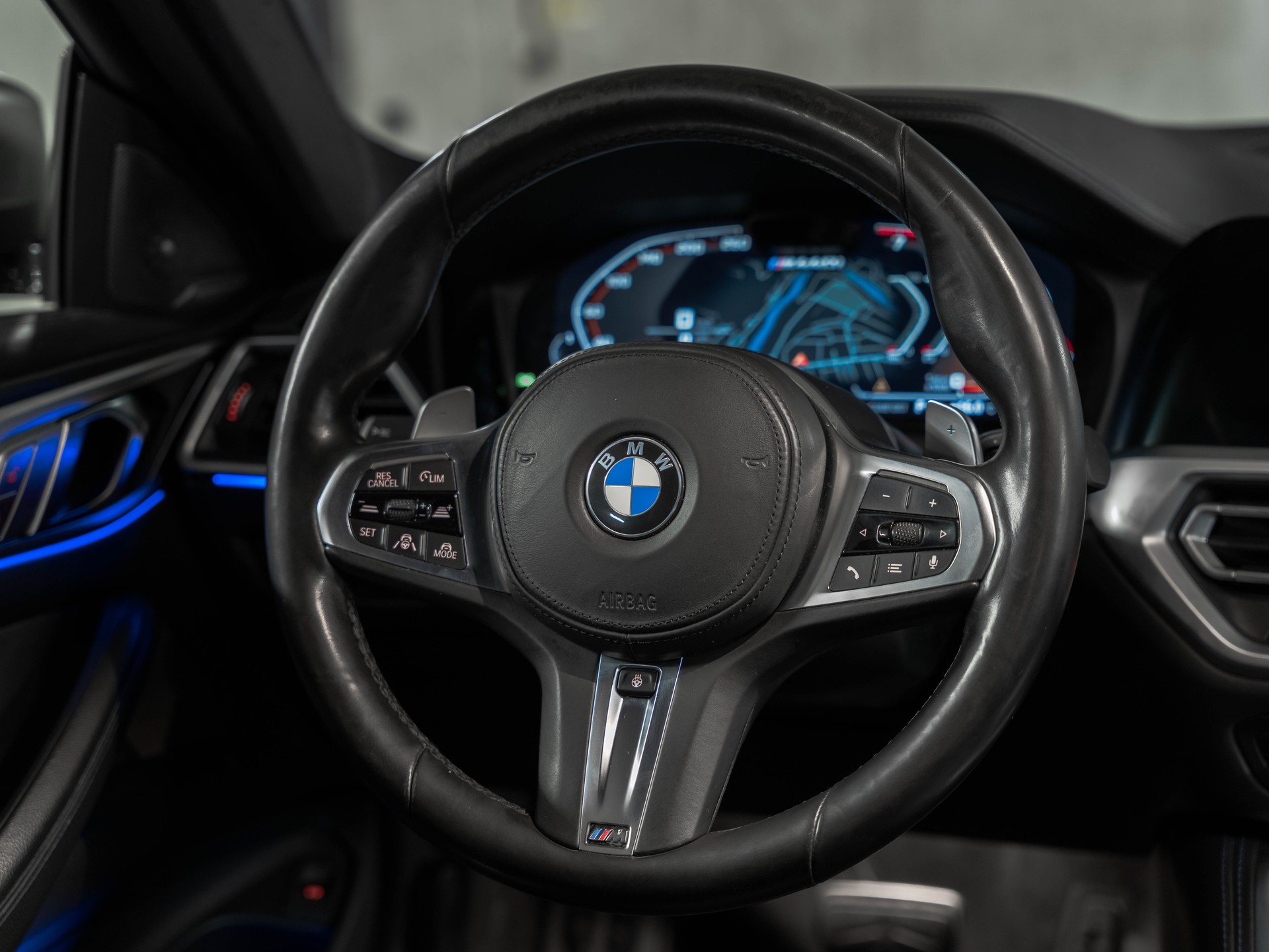 BMW M440i xDrive 48V Coupé Steptronic-image-15