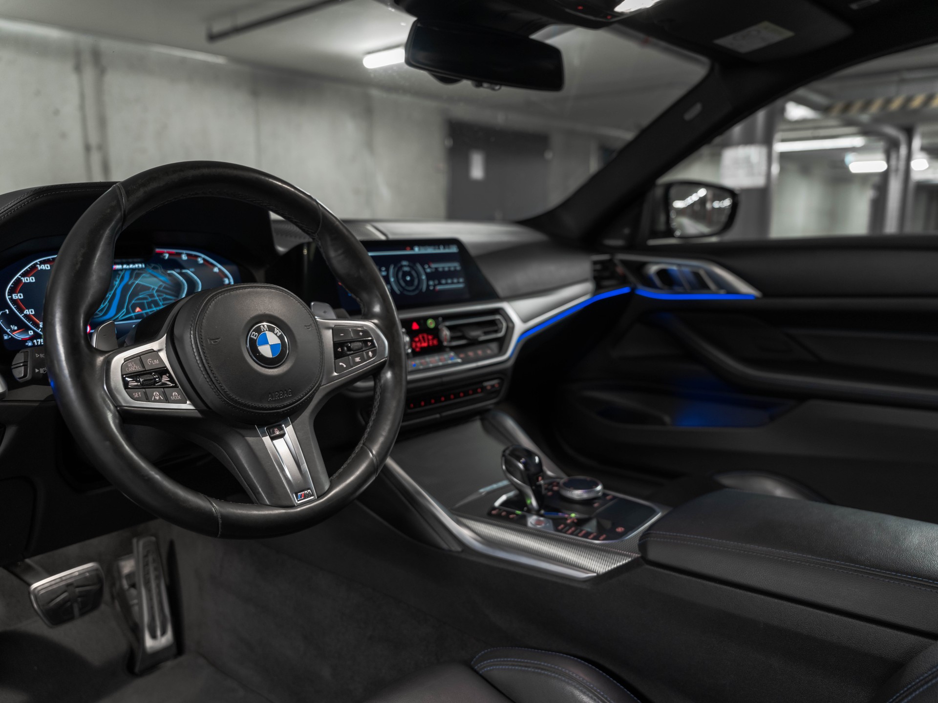 BMW M440i xDrive 48V Coupé Steptronic-image-26