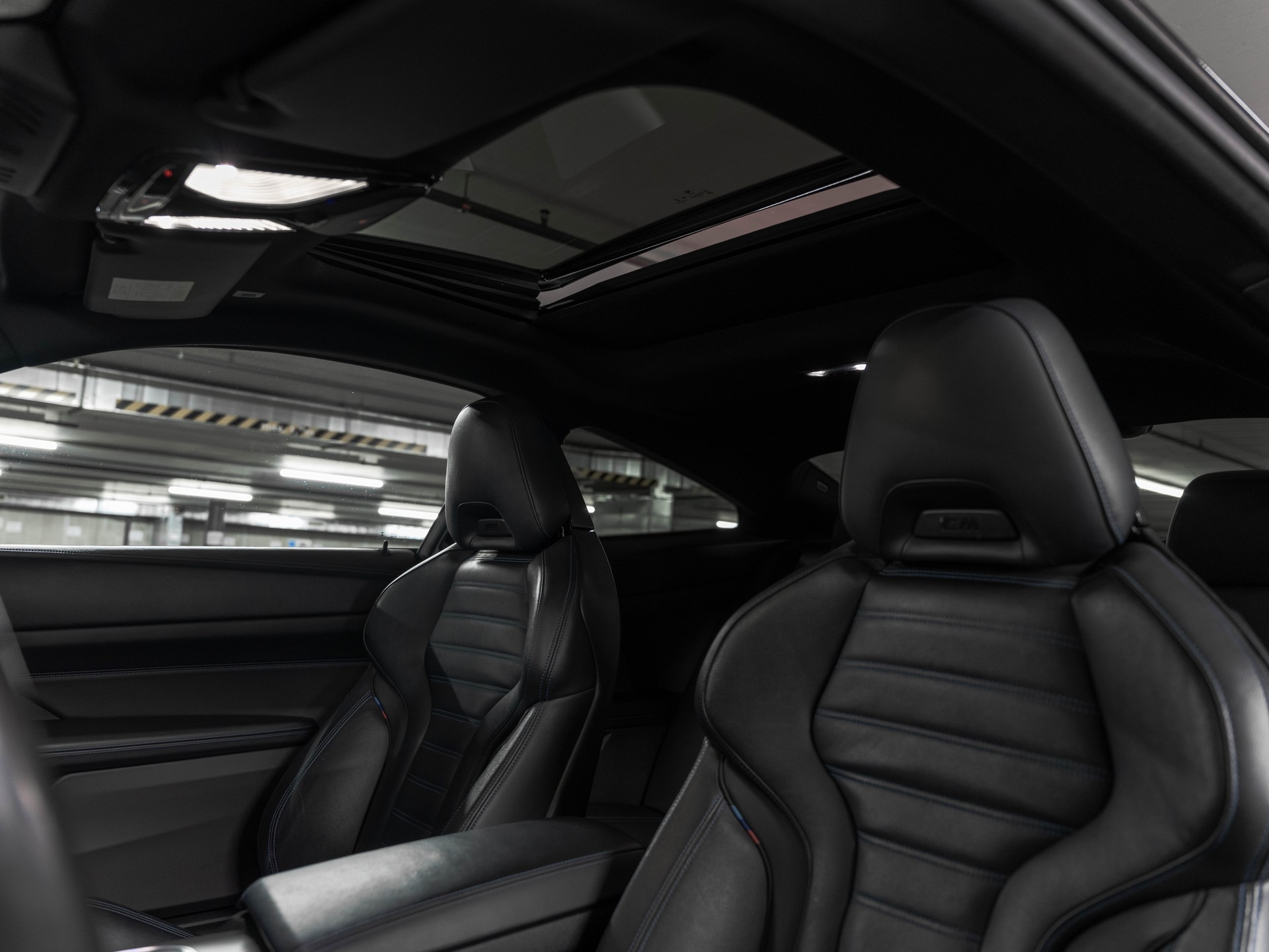 BMW M440i xDrive 48V Coupé Steptronic-image-29