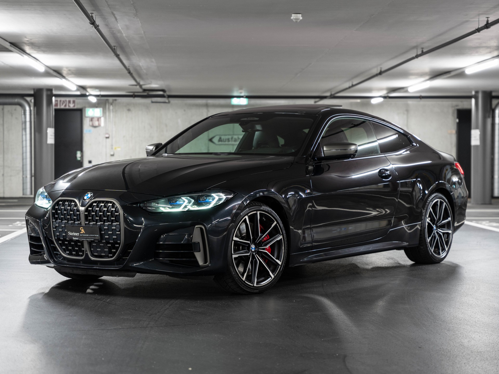BMW M440i xDrive 48V Coupé Steptronic-image-0