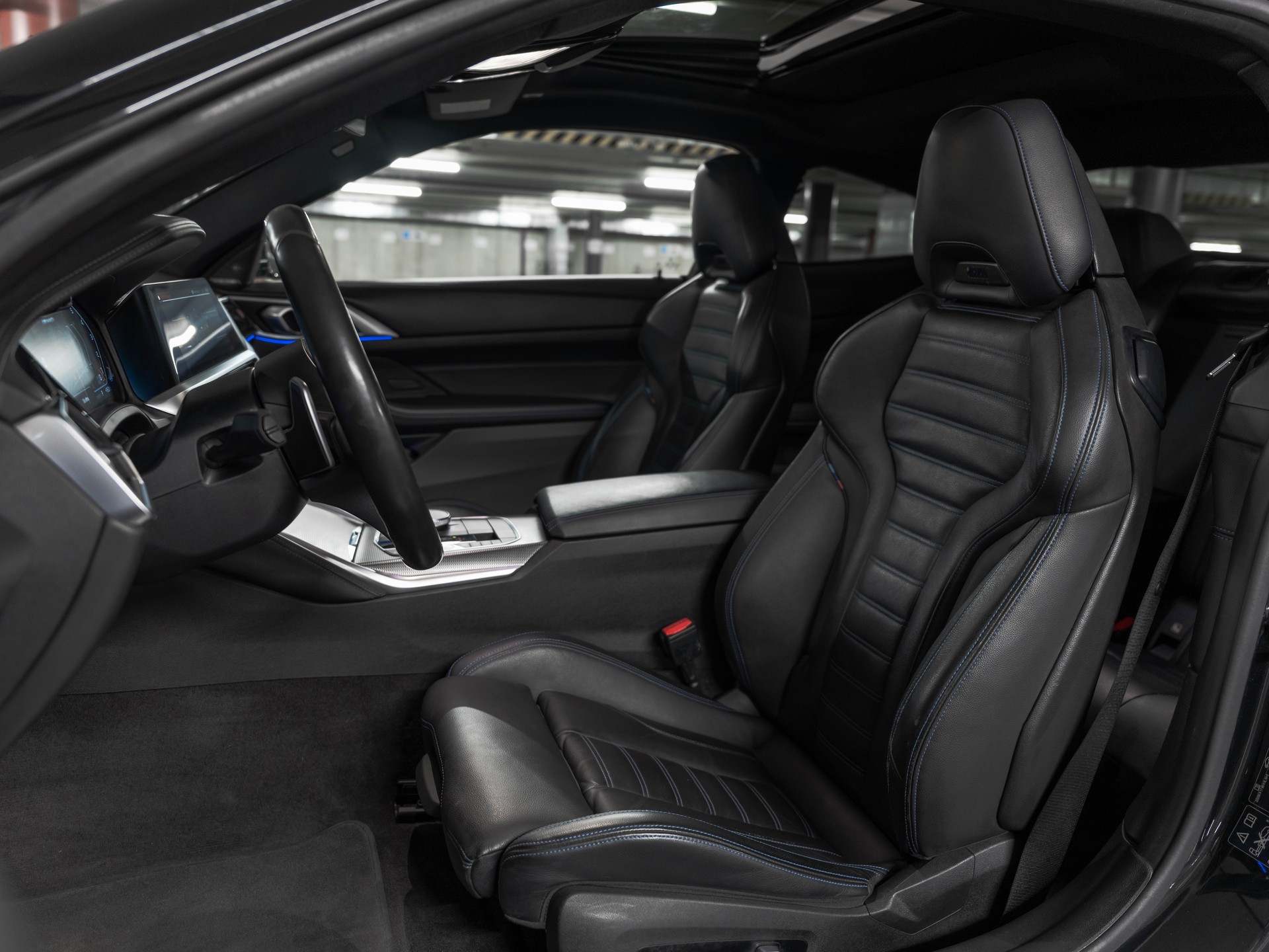 BMW M440i xDrive 48V Coupé Steptronic-image-28