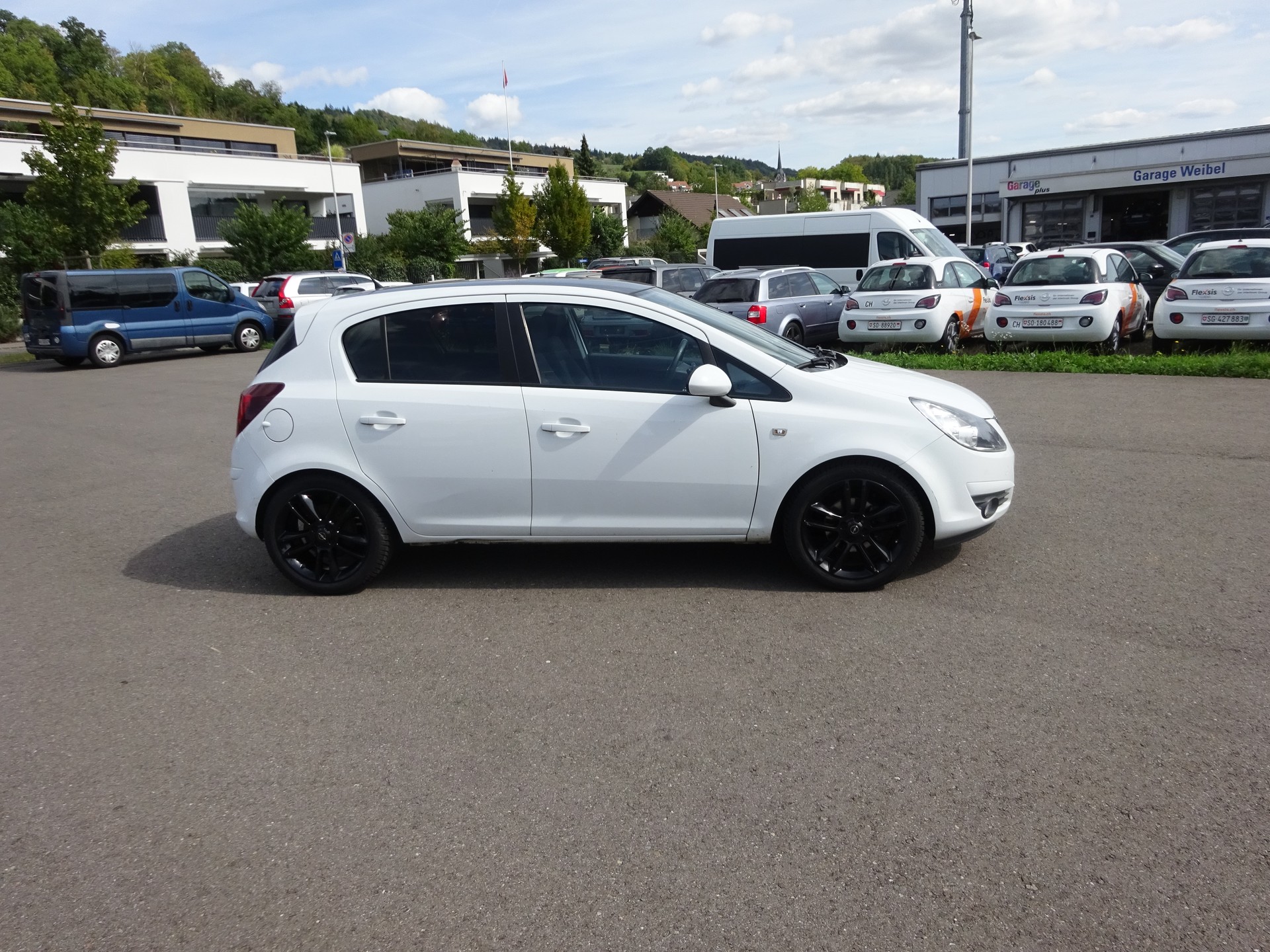 OPEL Corsa 1.2 TP Color Edition-image-4