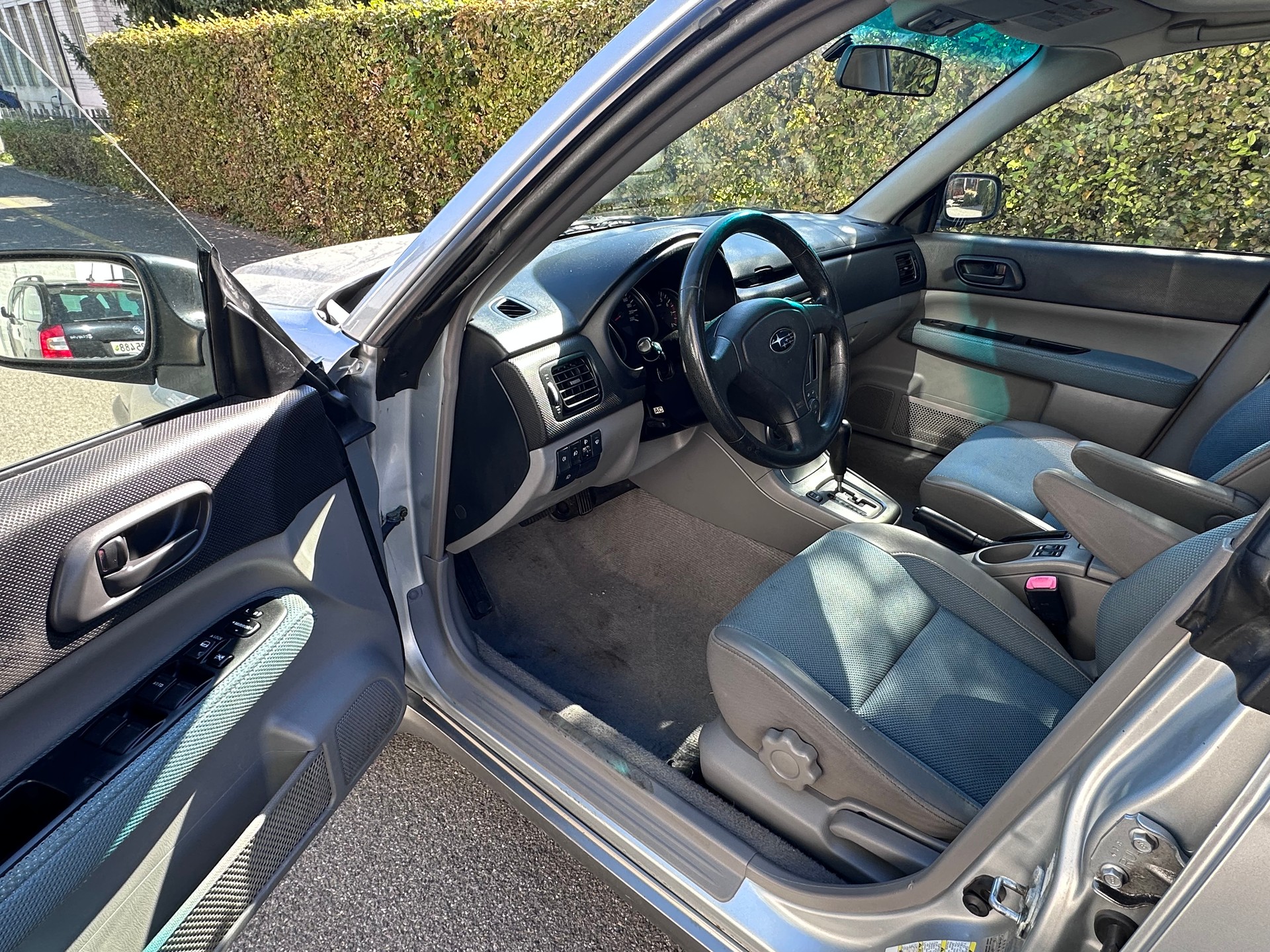 SUBARU Forester 2.0X Comfort Automatic-image-11